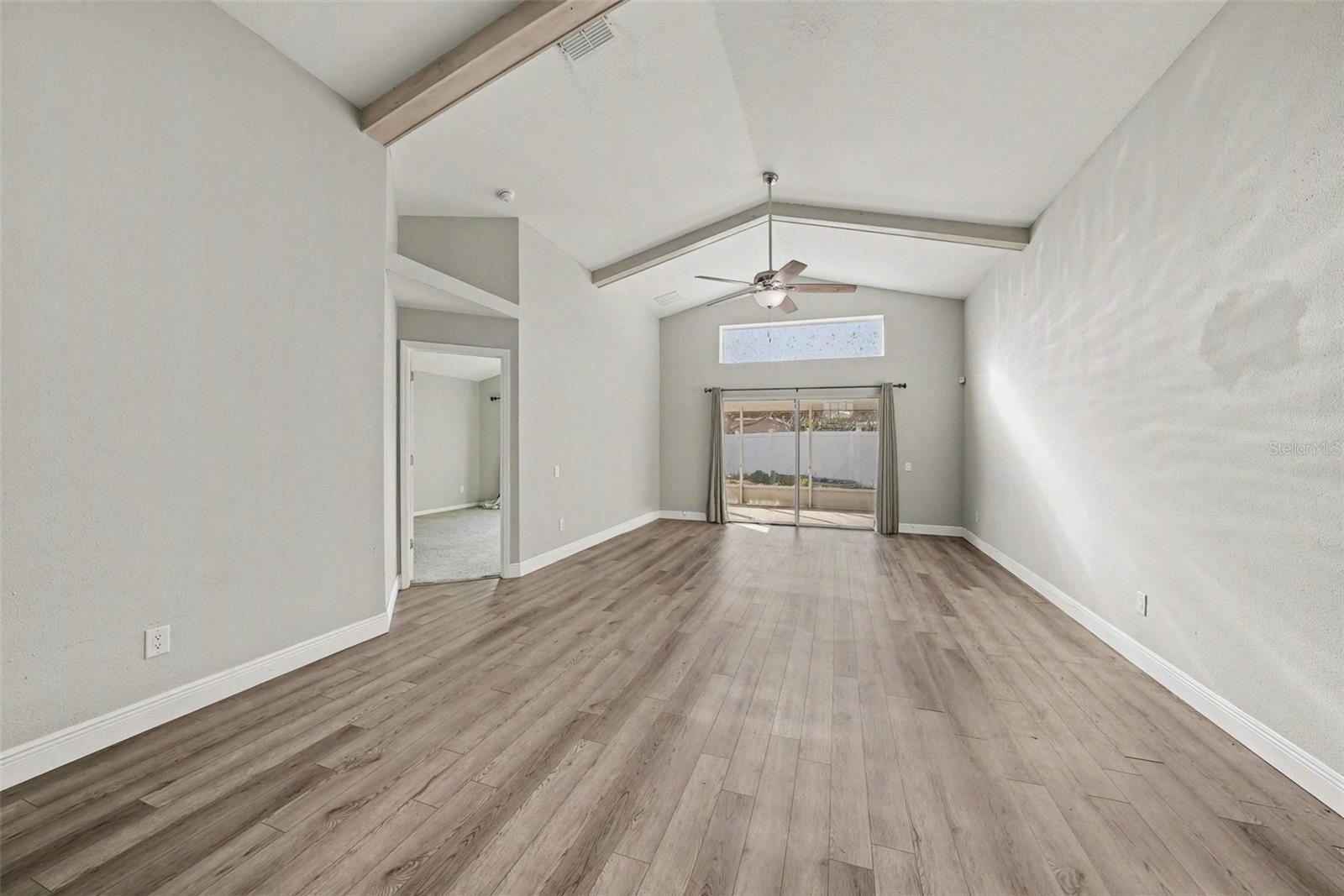 Image 4 of 23 For 12524 Midpointe Drive