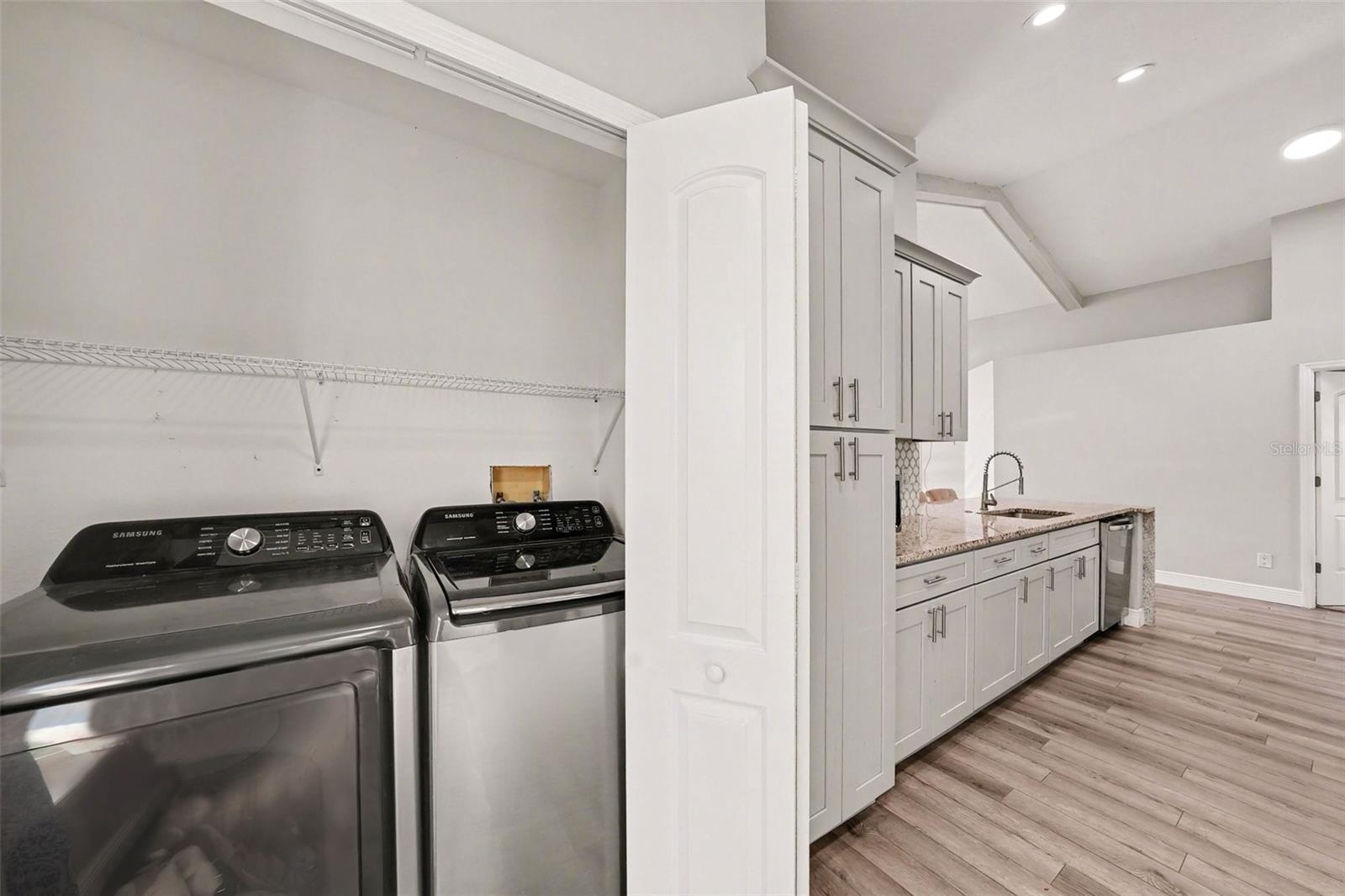 Image 9 of 23 For 12524 Midpointe Drive