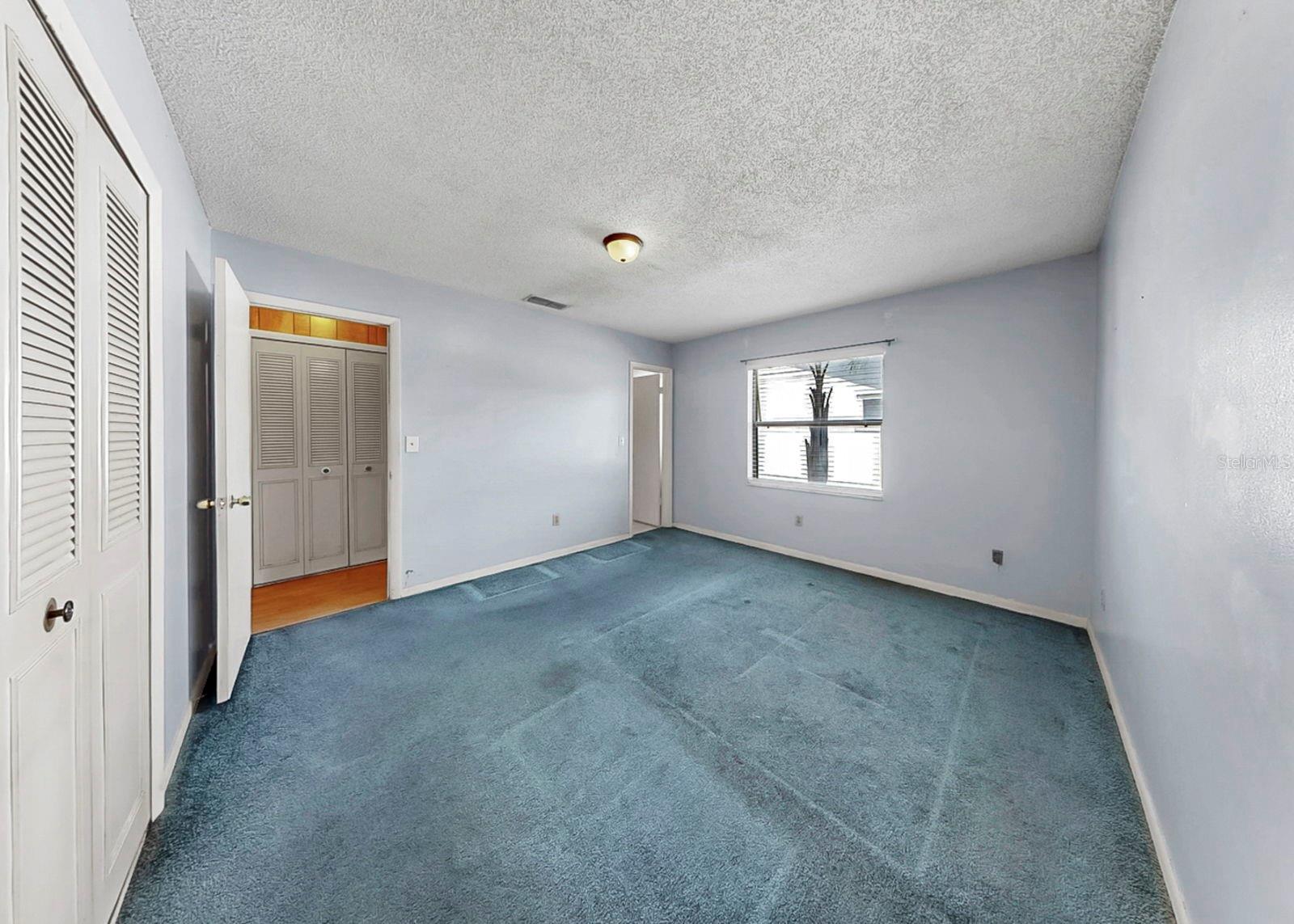 Image 34 of 60 For 1006 Saxon Court