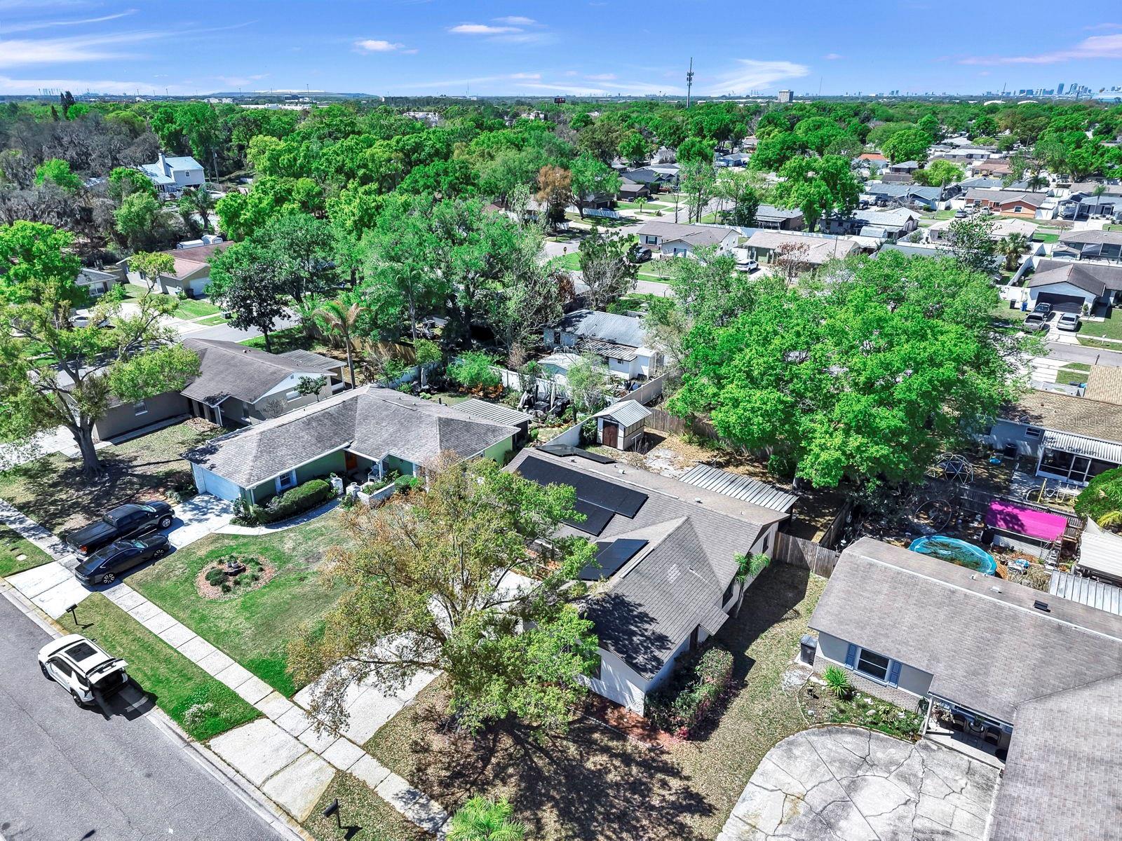 Image 54 of 60 For 1006 Saxon Court