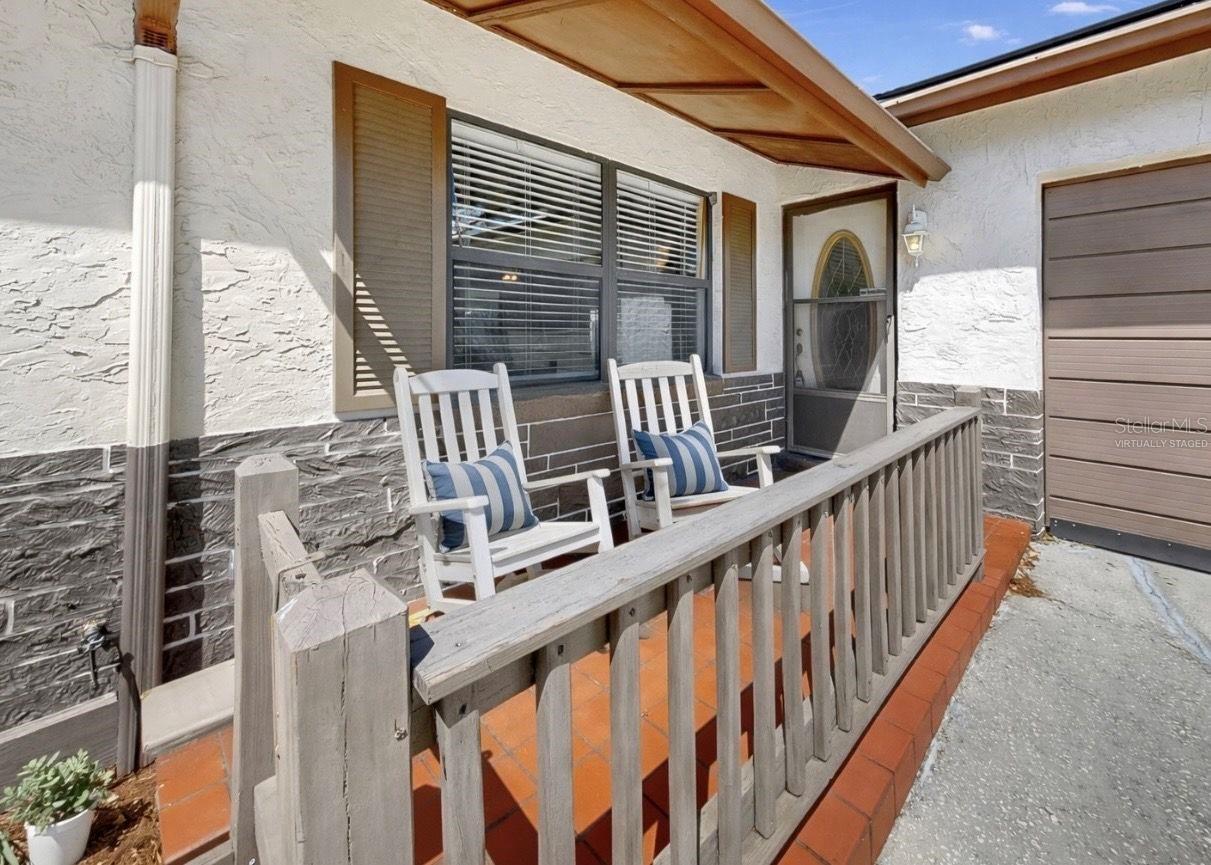 Image 7 of 60 For 1006 Saxon Court