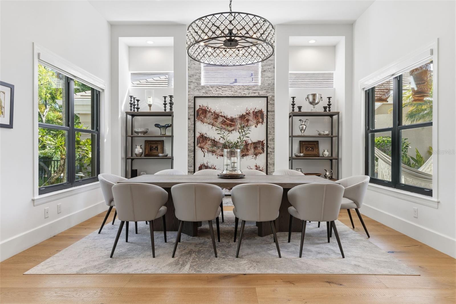 Image 19 of 82 For 904 Anchorage Road