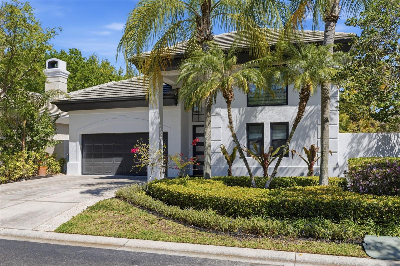 Image 2 of 82 For 904 Anchorage Road