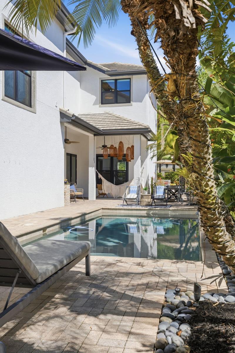 Image 57 of 82 For 904 Anchorage Road