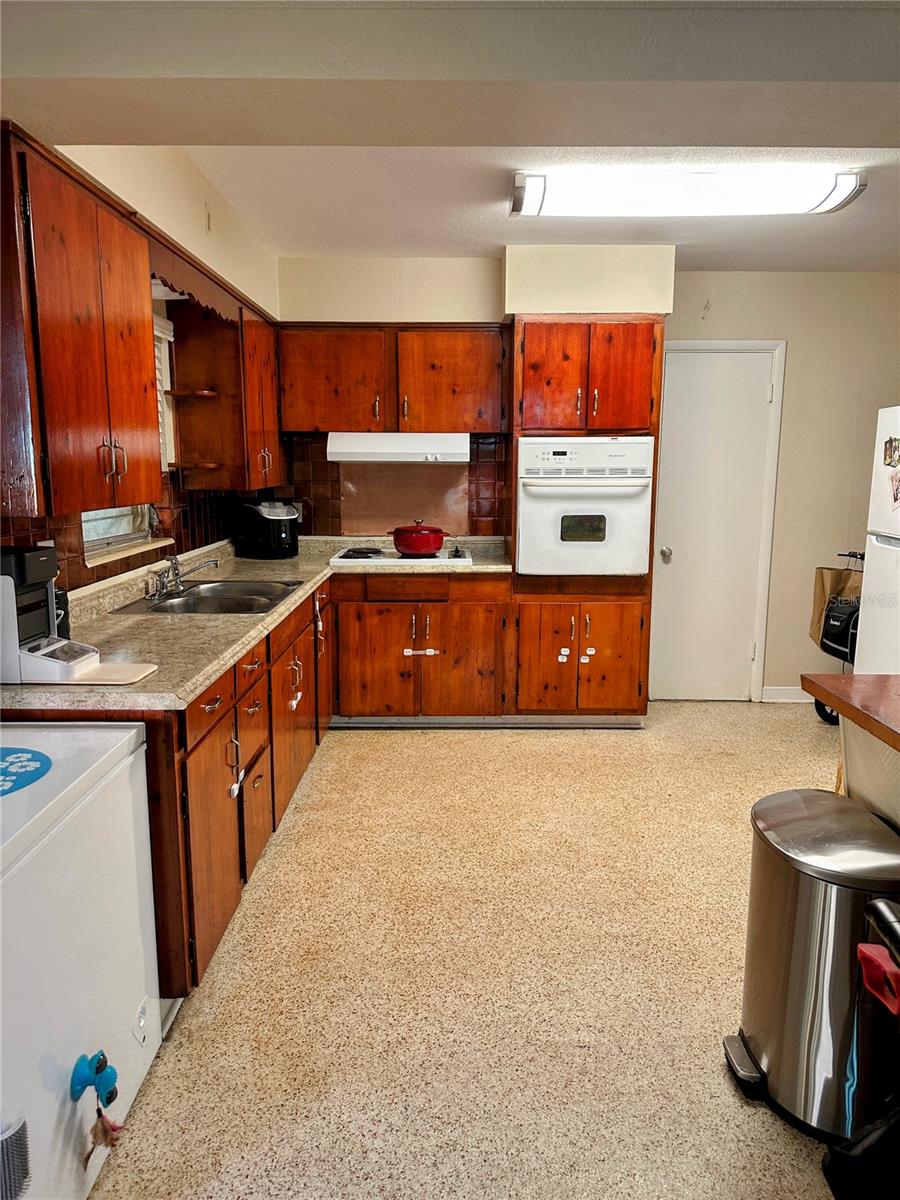 Image 8 of 18 For 5012 26th Avenue S