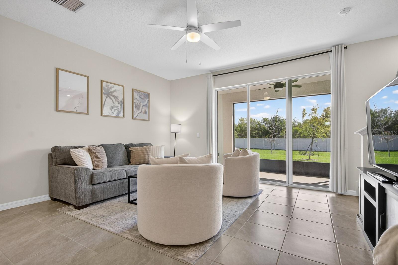 Image 13 of 38 For 350 Mangrove Shade Circle