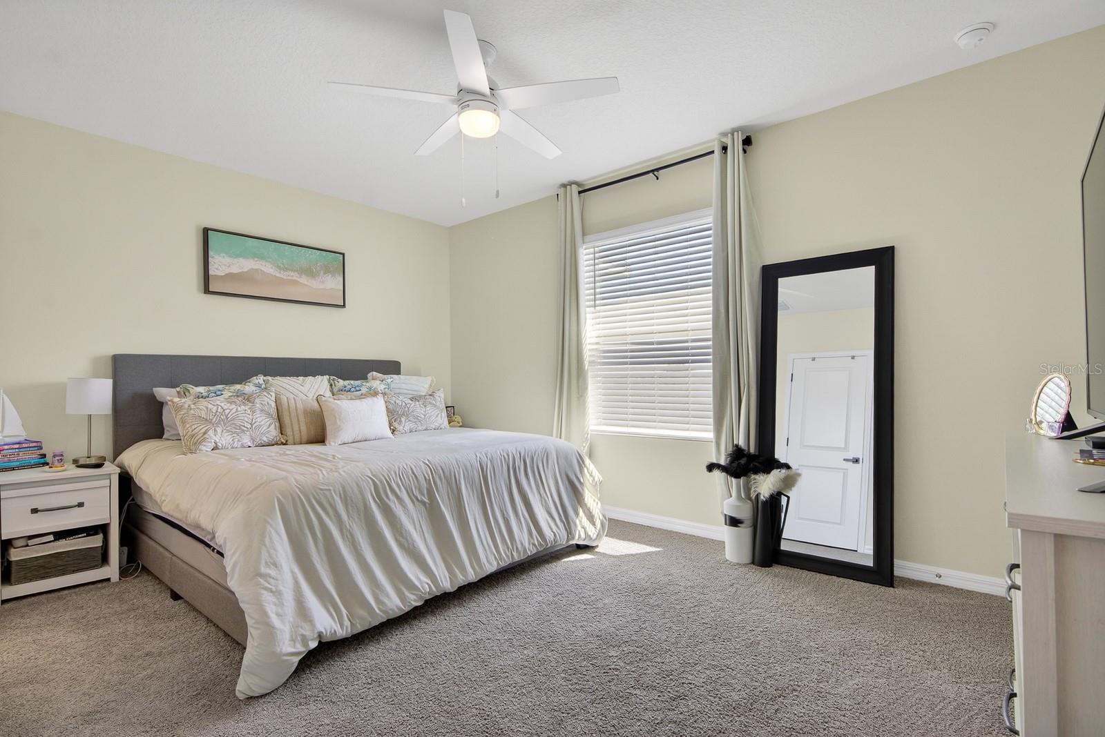 Image 14 of 38 For 350 Mangrove Shade Circle