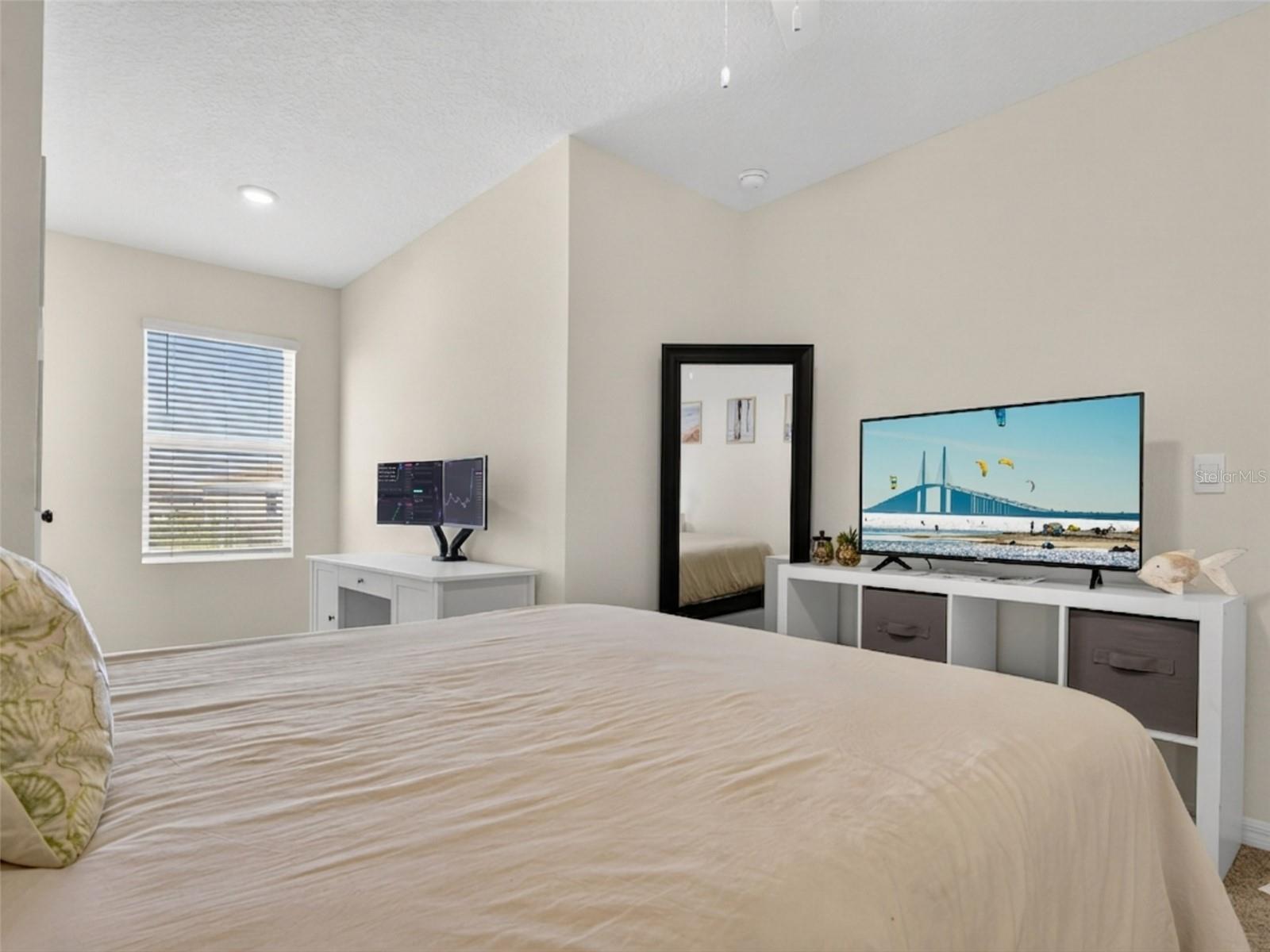 Image 20 of 38 For 350 Mangrove Shade Circle