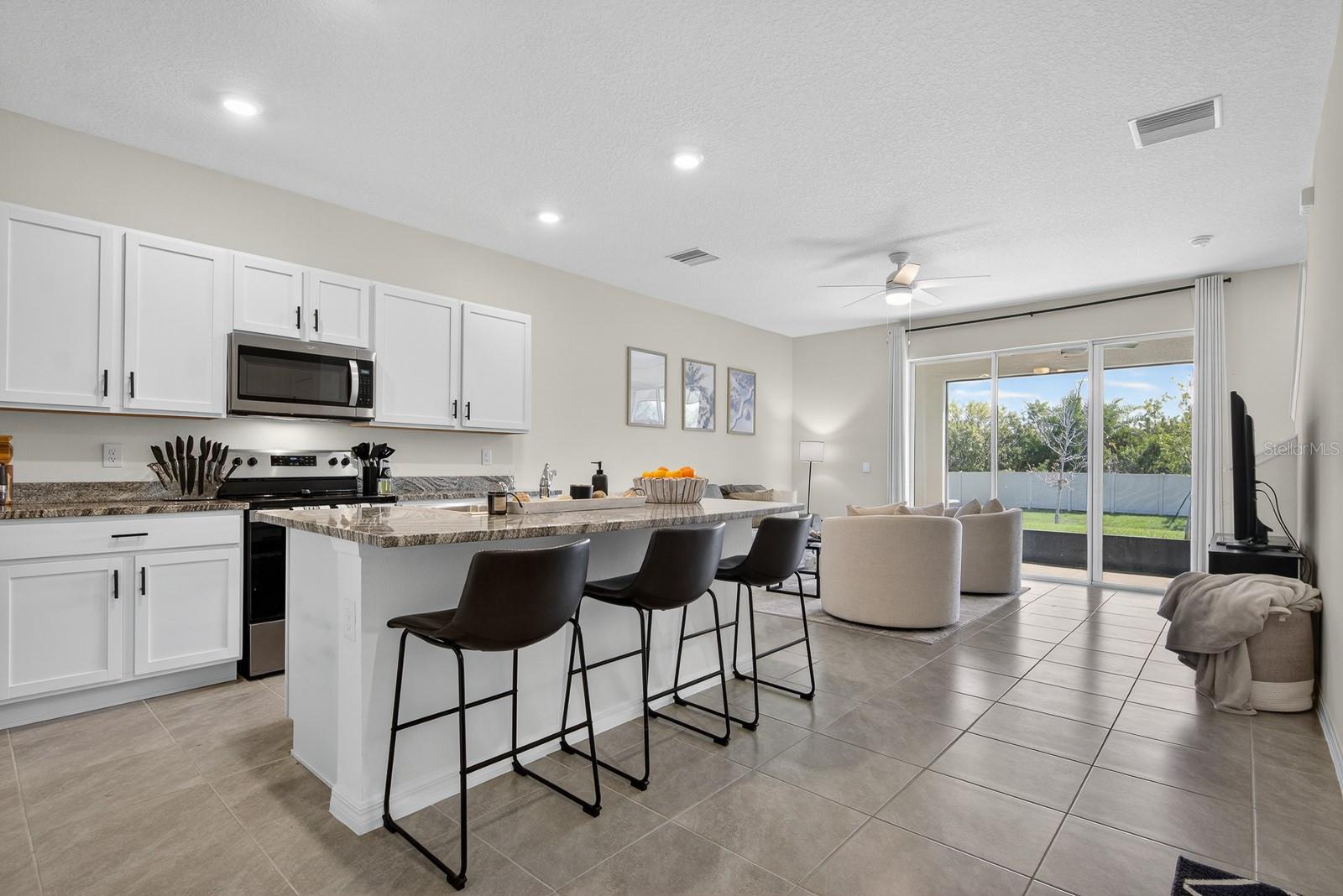 Image 4 of 38 For 350 Mangrove Shade Circle