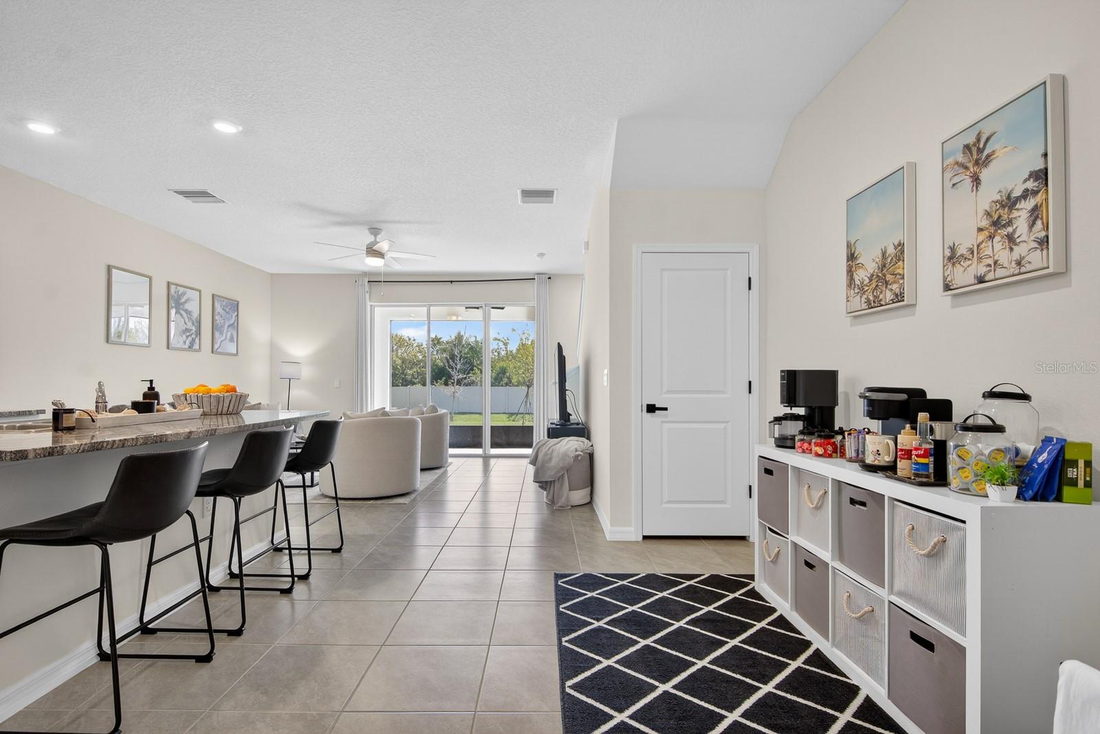 Image 5 of 38 For 350 Mangrove Shade Circle