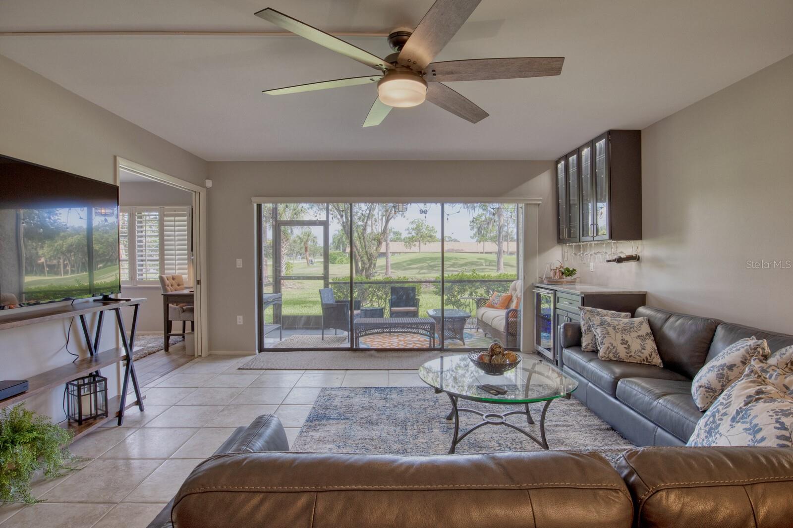 Image 17 of 47 For 5640 Golf Pointe Drive 101