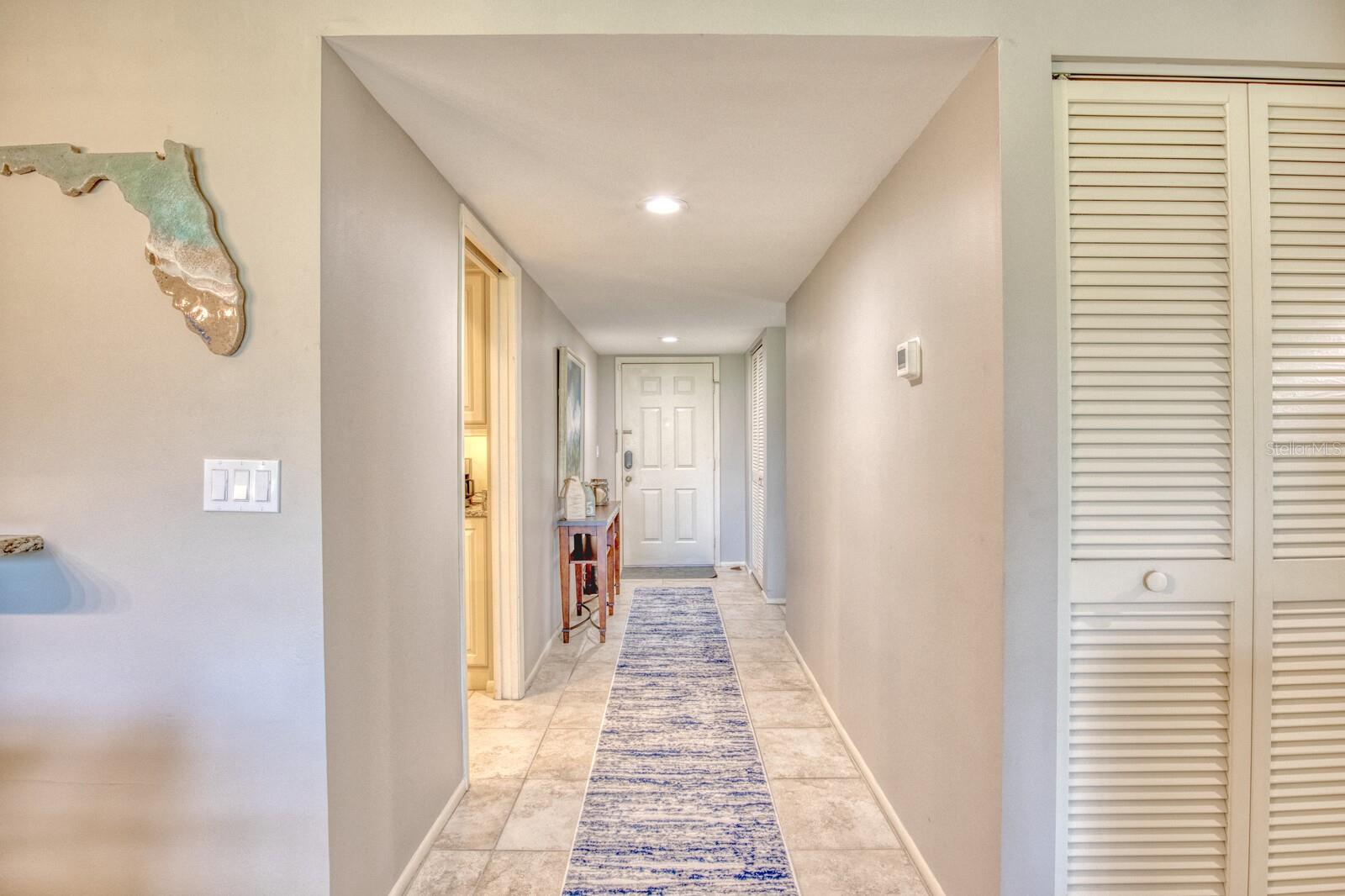 Image 2 of 47 For 5640 Golf Pointe Drive 101