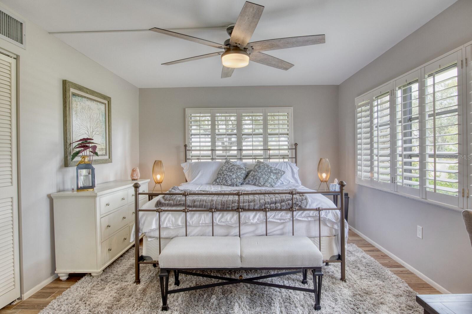 Image 20 of 47 For 5640 Golf Pointe Drive 101