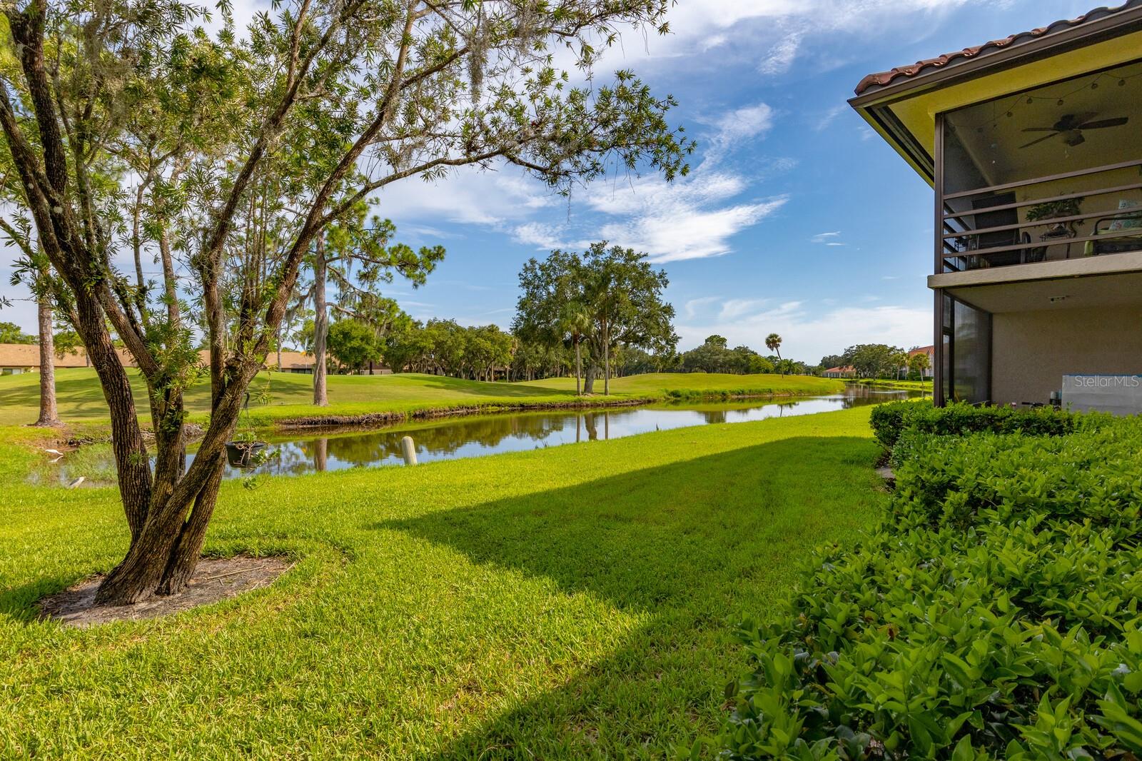 Image 37 of 47 For 5640 Golf Pointe Drive 101