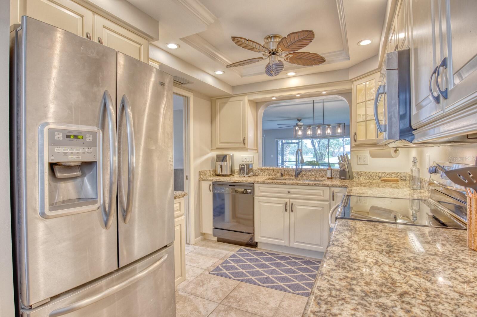 Image 8 of 47 For 5640 Golf Pointe Drive 101