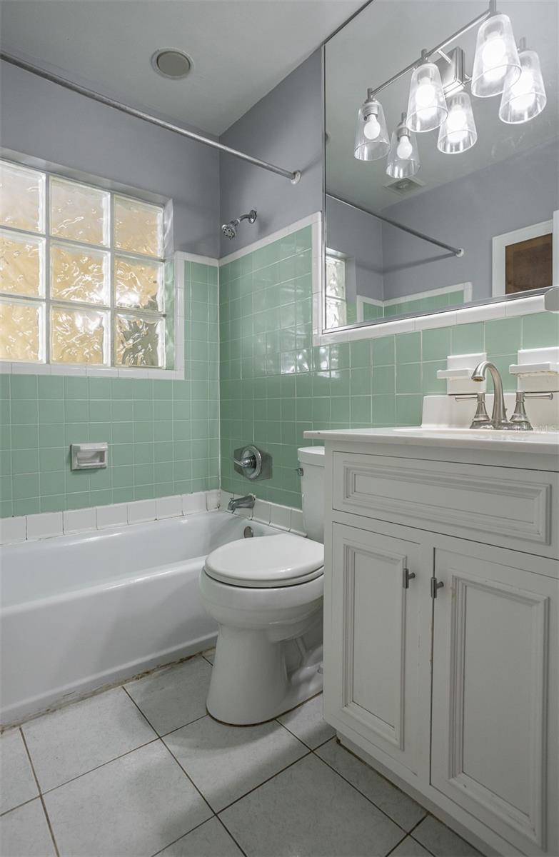 Image 11 of 17 For 3306 Fielder Street