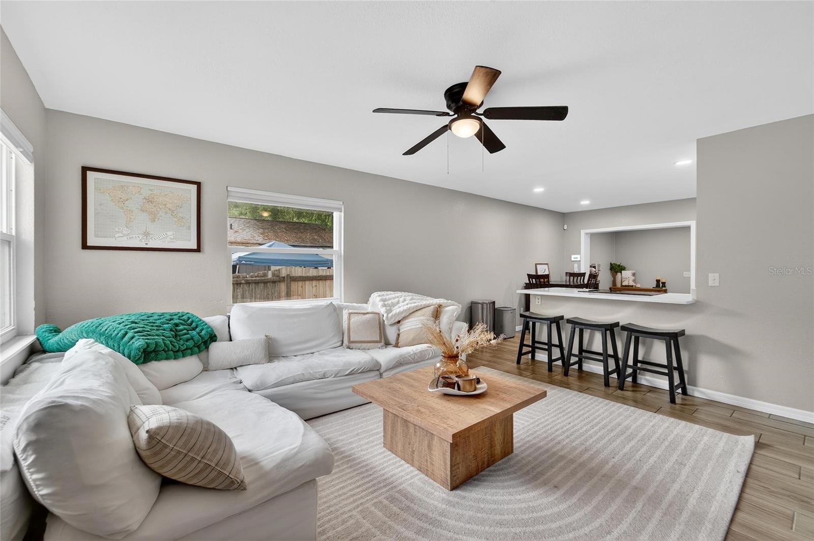 Image 15 of 48 For 5502 Peach Avenue