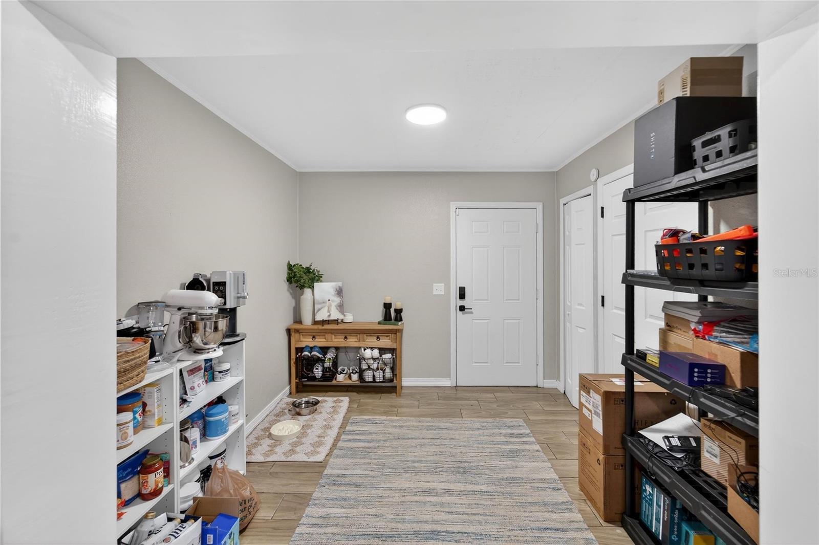 Image 24 of 48 For 5502 Peach Avenue