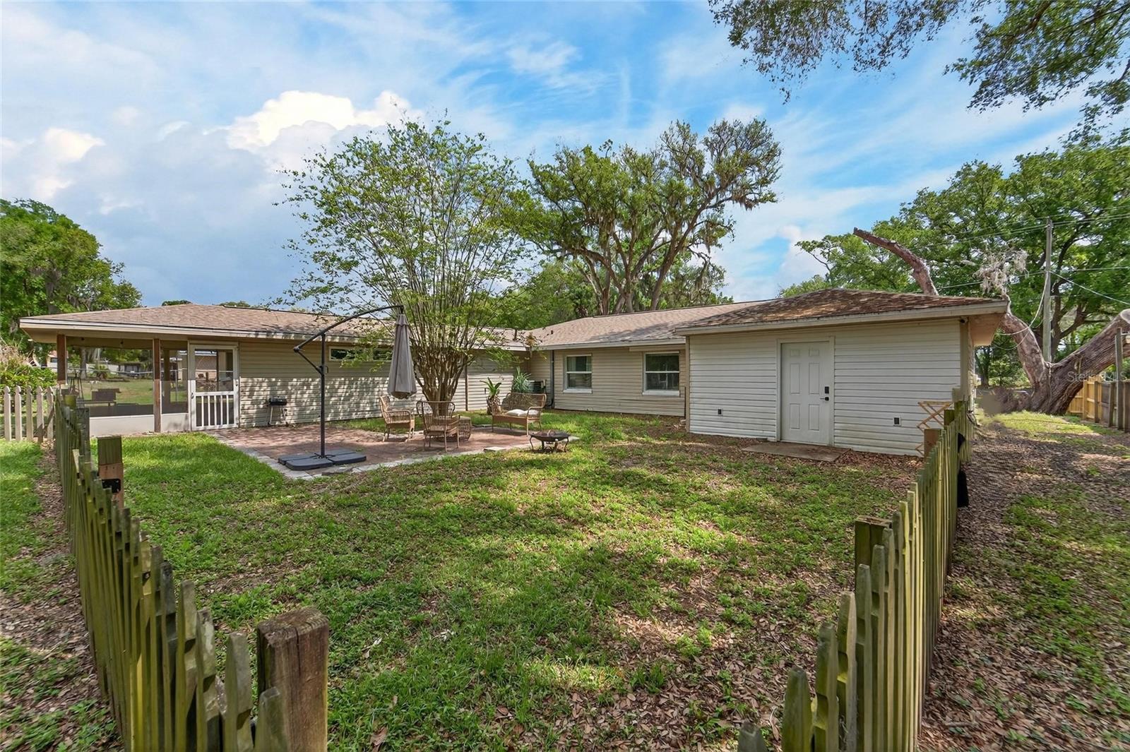 Image 41 of 48 For 5502 Peach Avenue