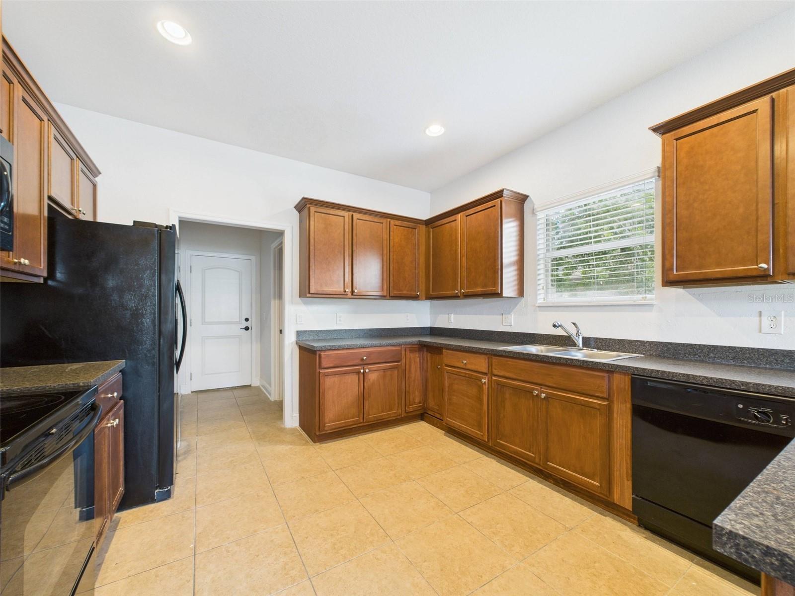 Image 12 of 26 For 14211 Edinburgh Moor Drive