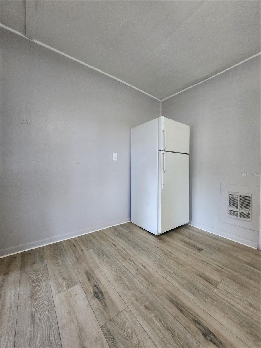 Image 3 of 5 For 302 121st Avenue