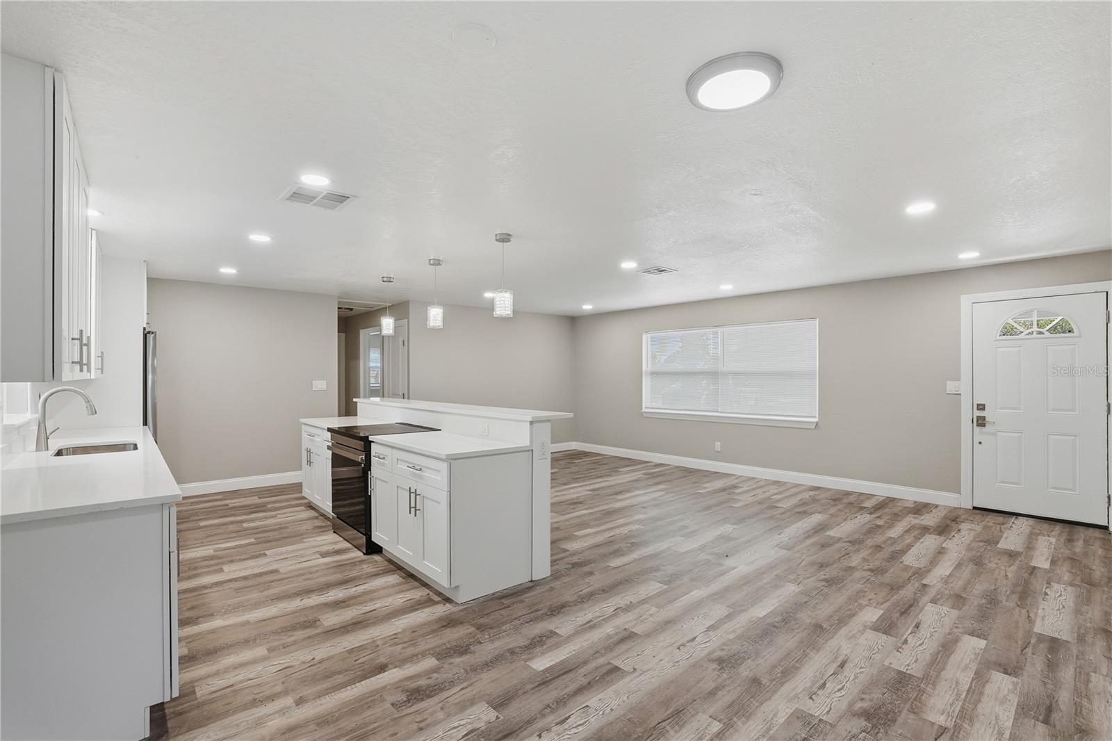 Image 12 of 24 For 11525 81st Place