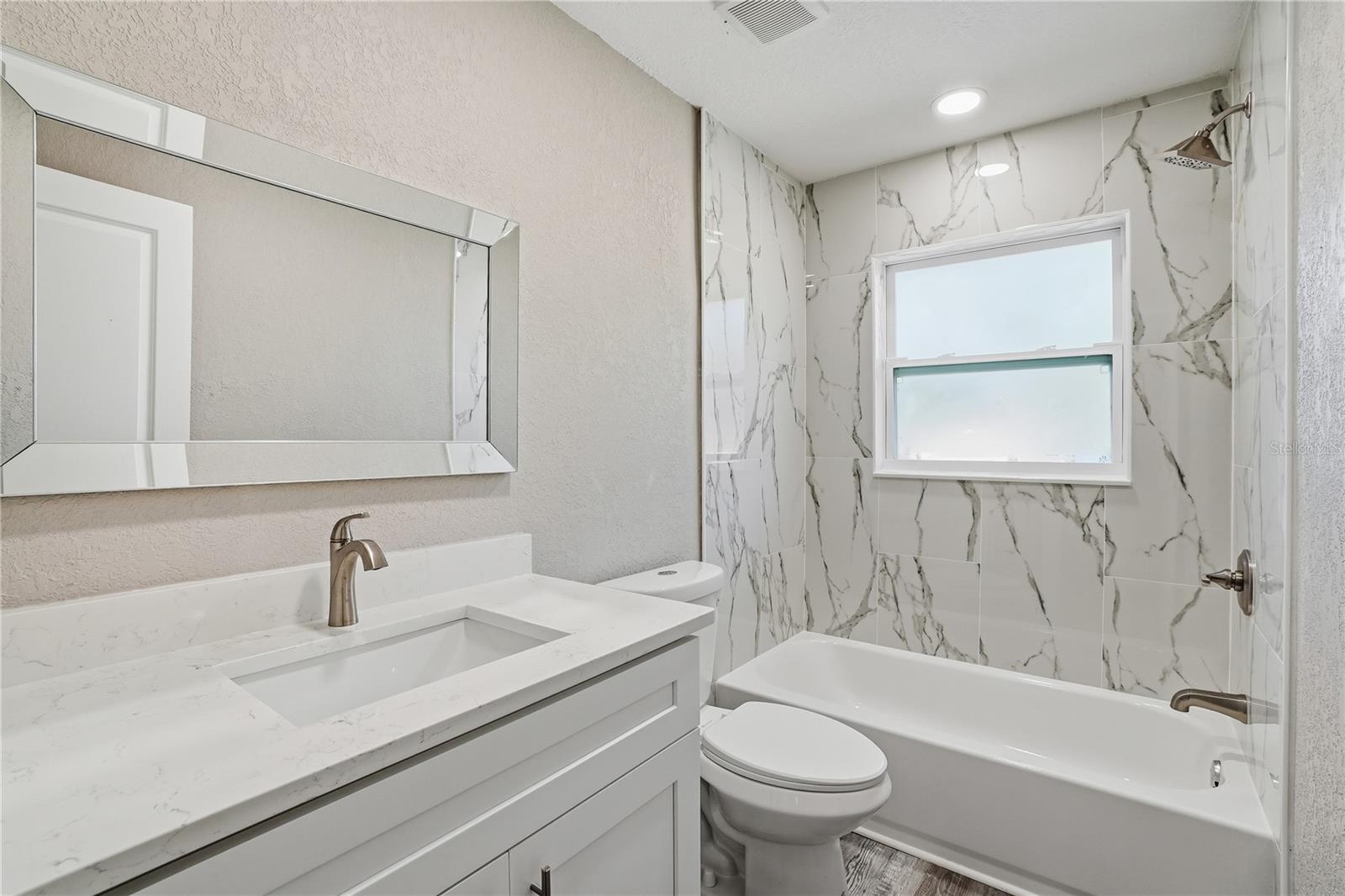 Image 4 of 24 For 11525 81st Place