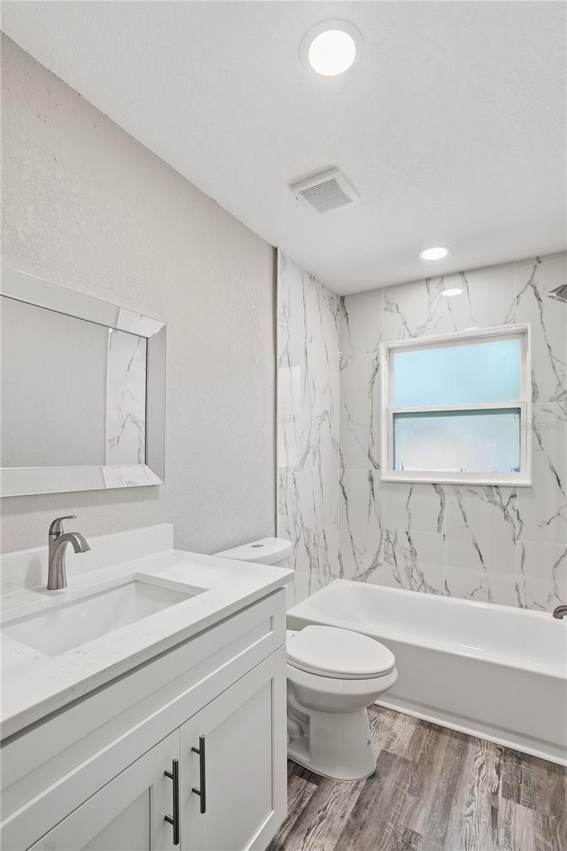 Image 5 of 24 For 11525 81st Place