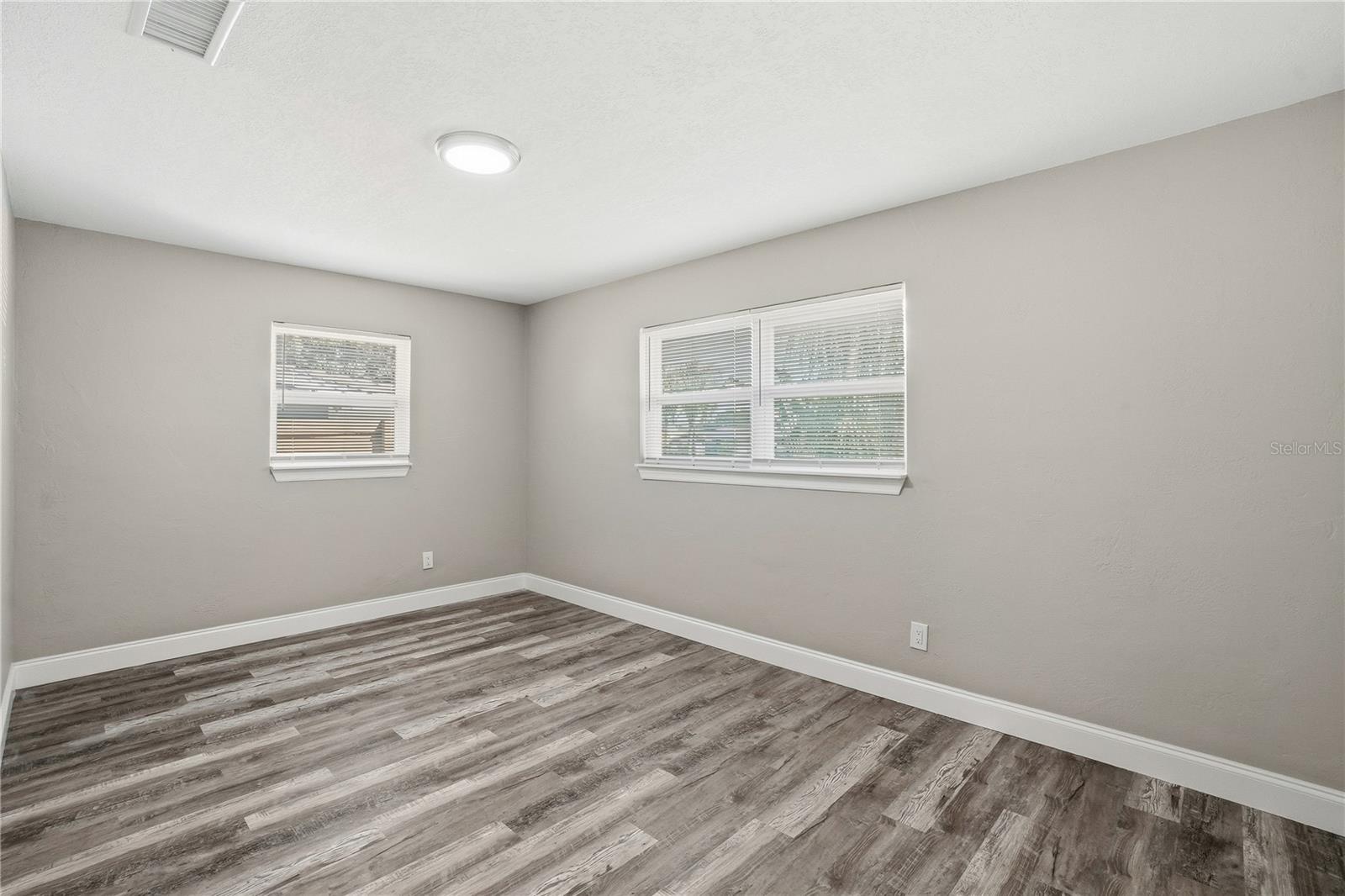 Image 9 of 24 For 11525 81st Place