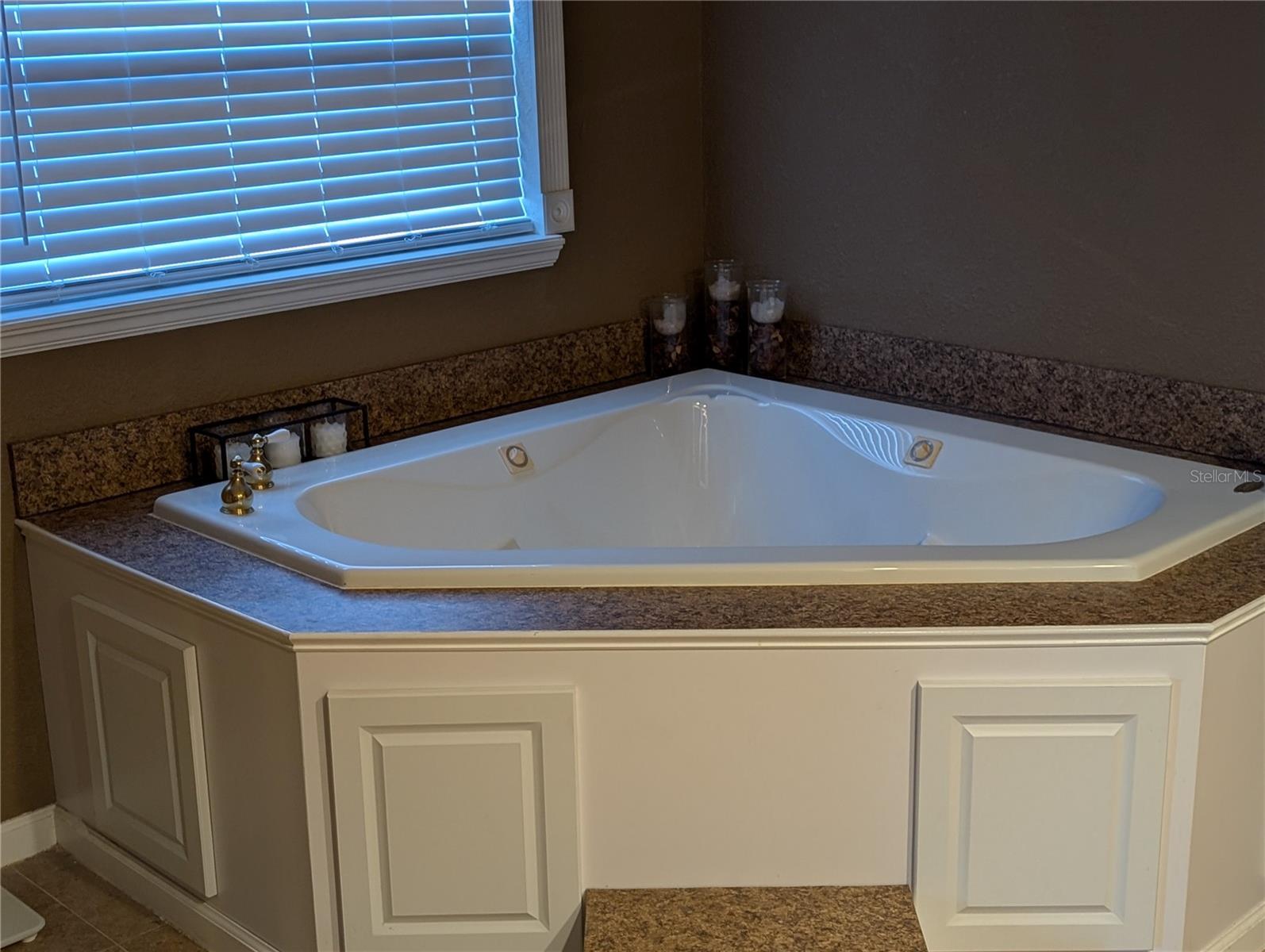 Image 7 of 8 For 6817 Mitchell Circle