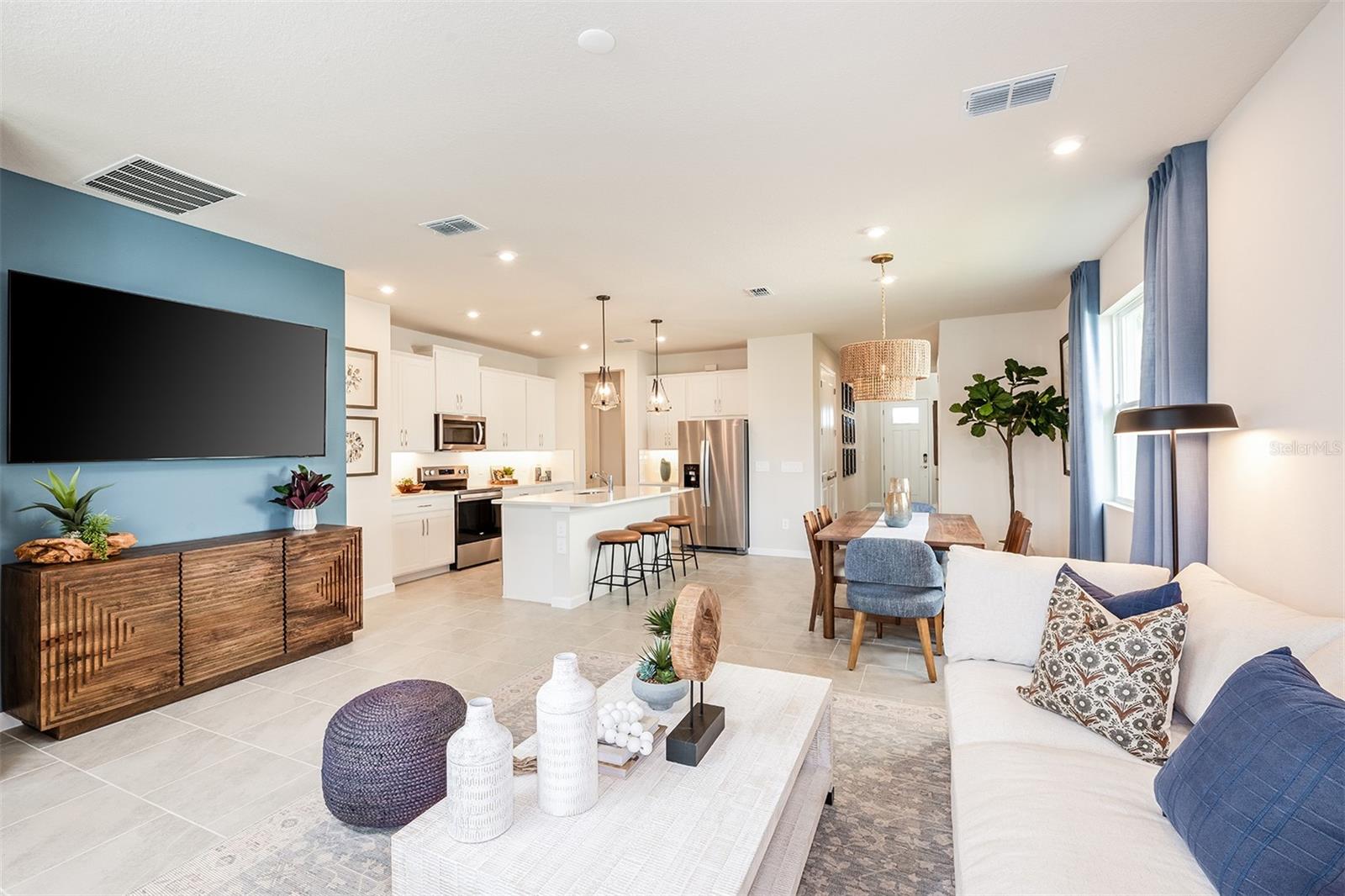 Image 11 of 22 For 5647 Skylight Way