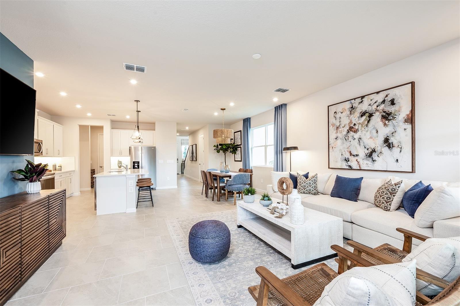 Image 12 of 22 For 5647 Skylight Way