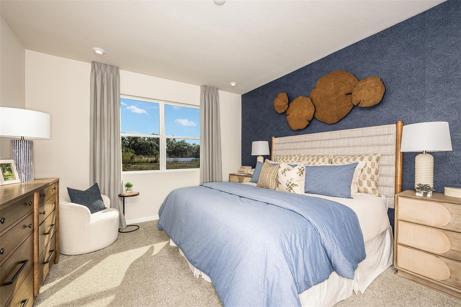 Image 21 of 22 For 5647 Skylight Way