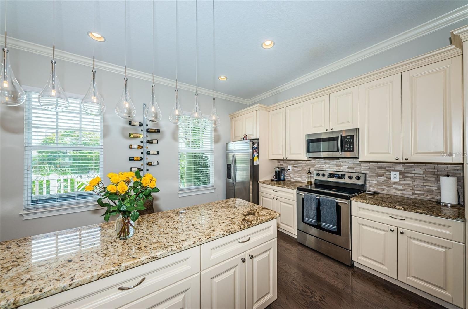 Image 14 of 57 For 7004 Grevilla Avenue S