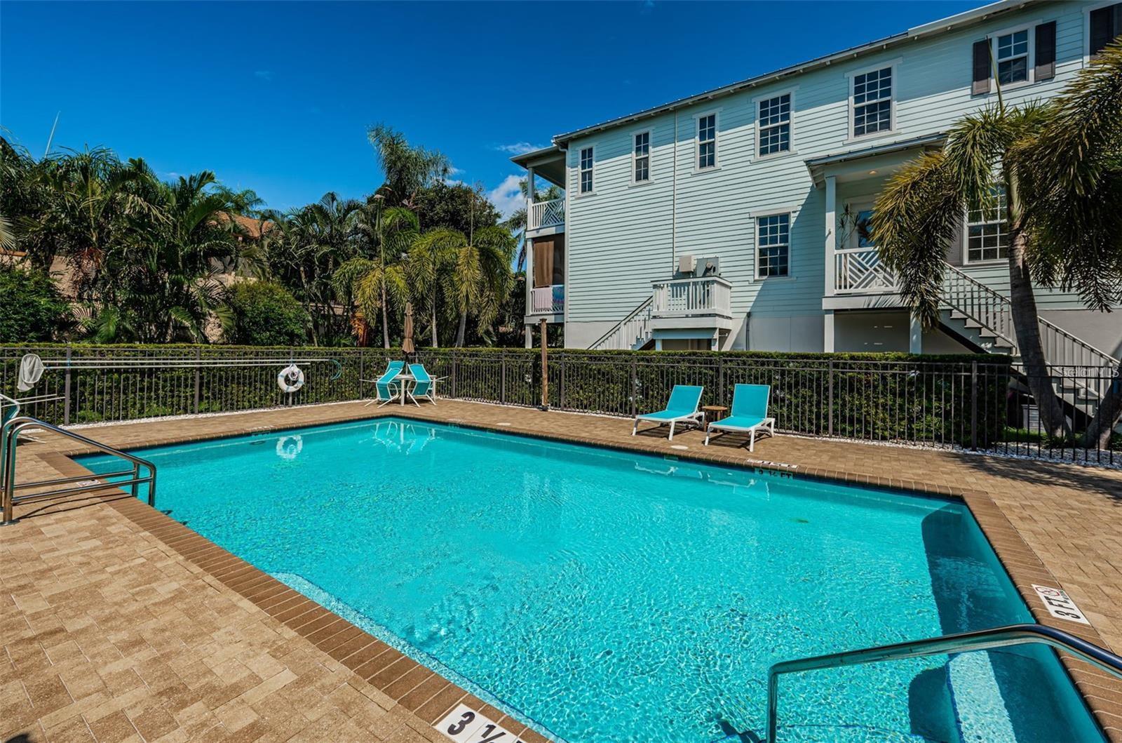 Image 44 of 57 For 7004 Grevilla Avenue S