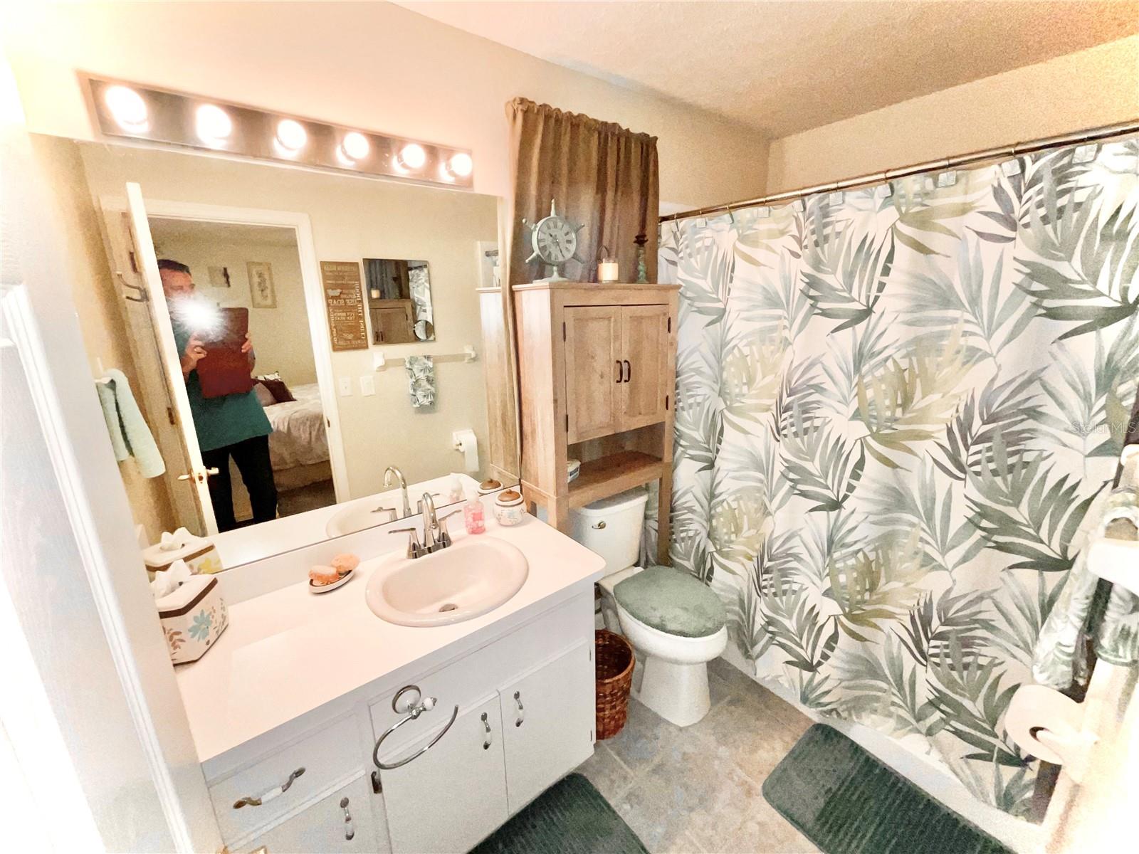 Image 11 of 26 For 7831 Barclay Road