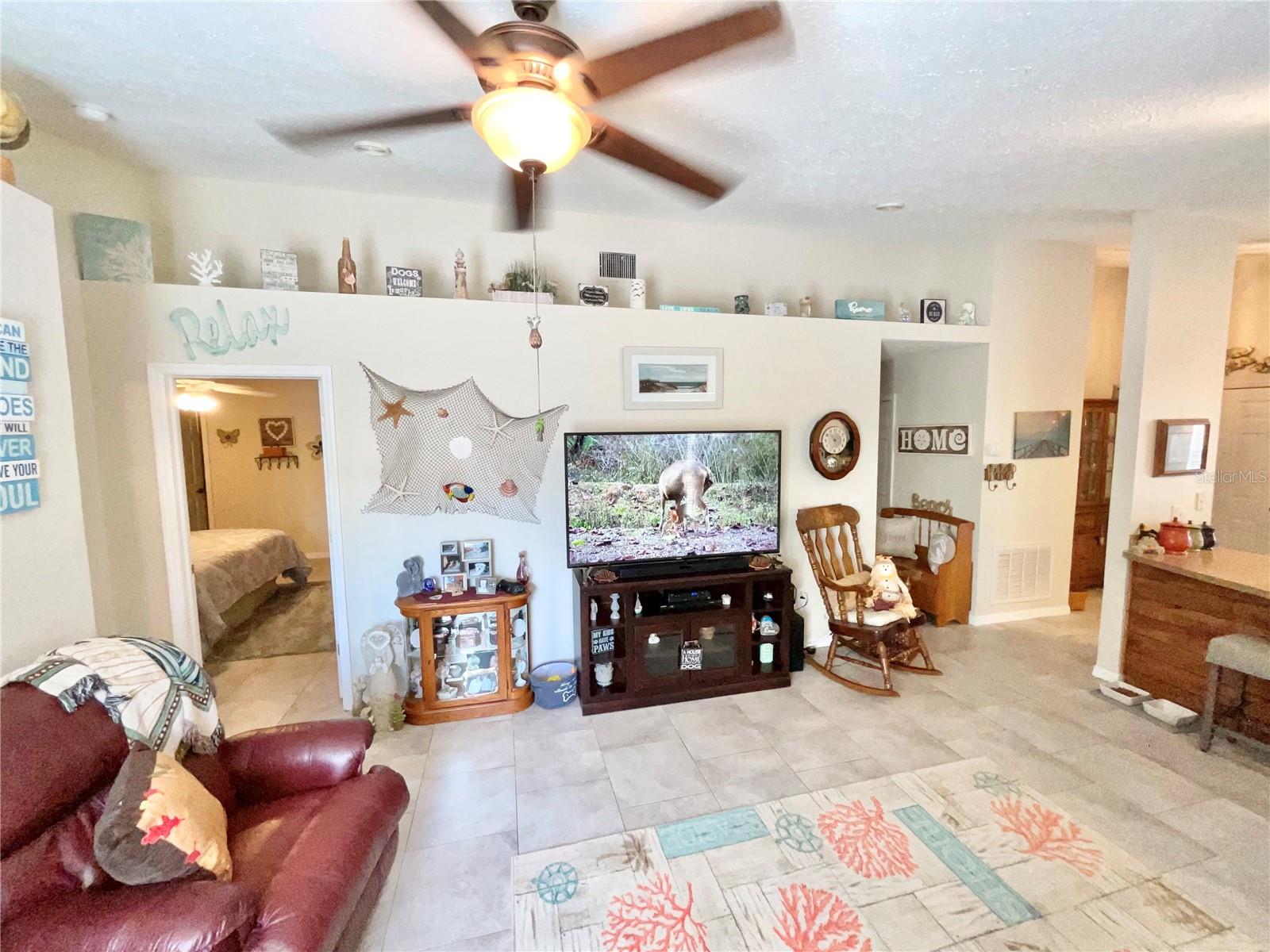 Image 21 of 26 For 7831 Barclay Road