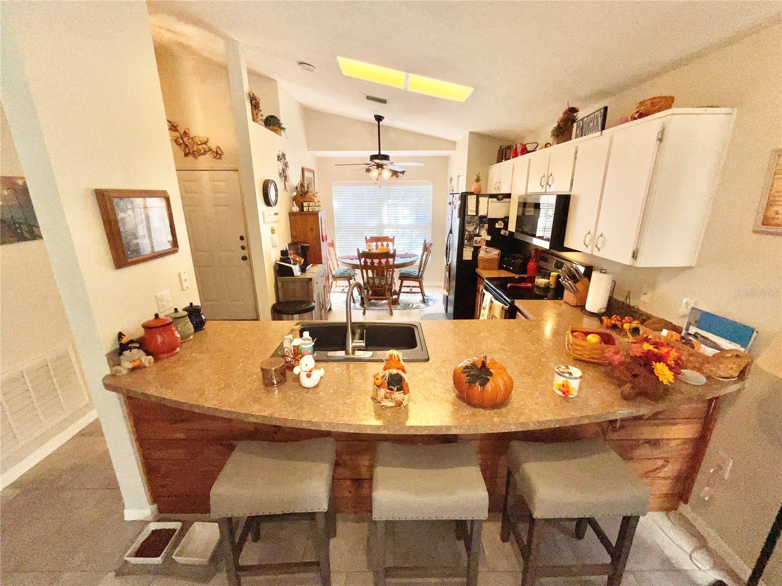 Image 8 of 26 For 7831 Barclay Road