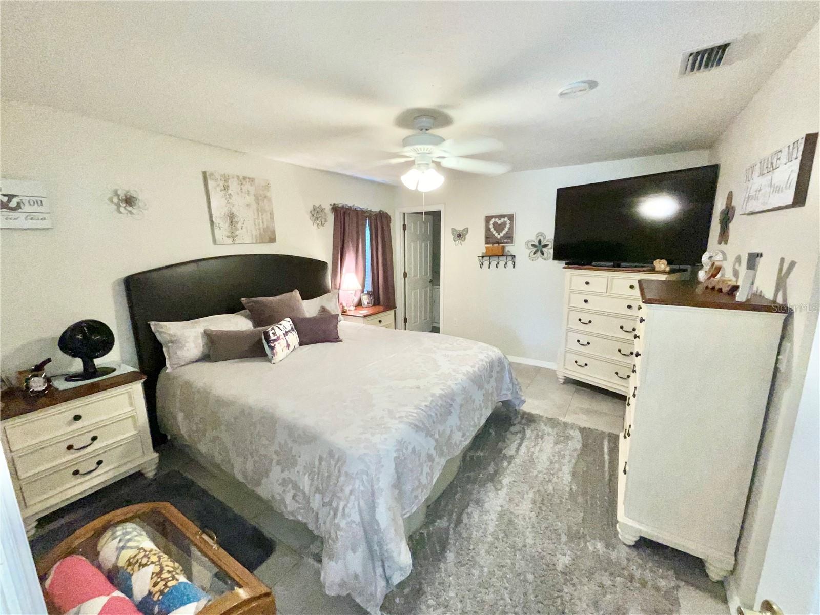 Image 9 of 26 For 7831 Barclay Road