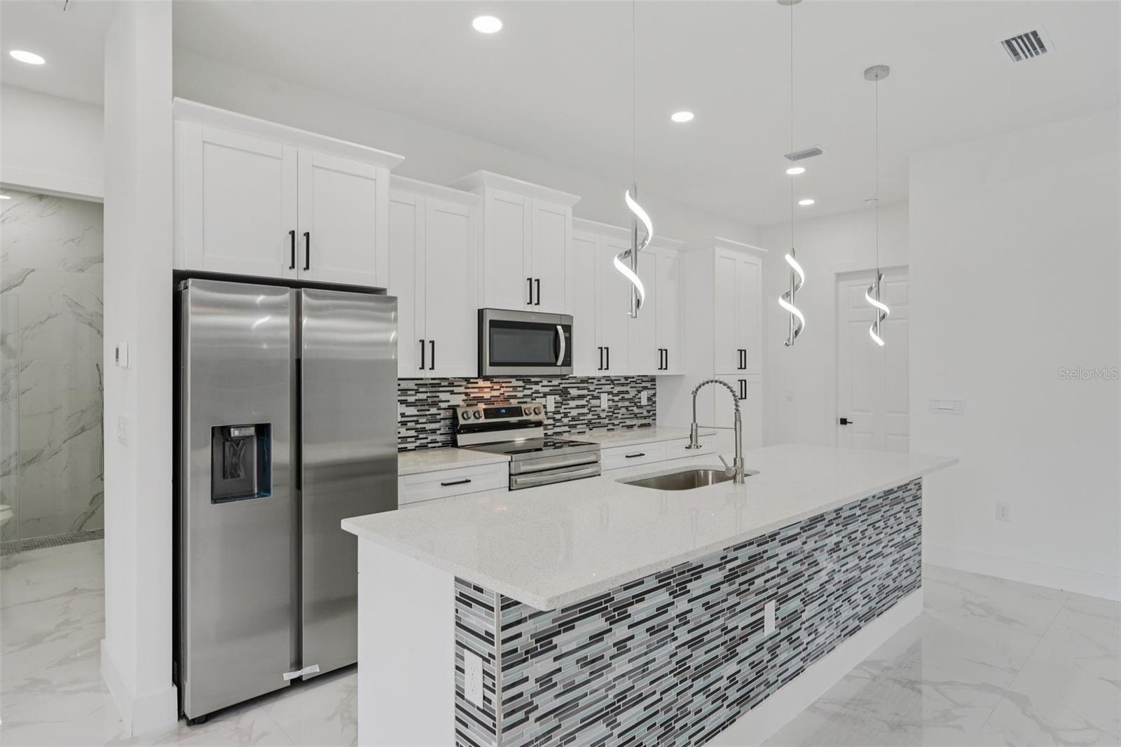 Image 3 of 52 For 12 17th Avenue