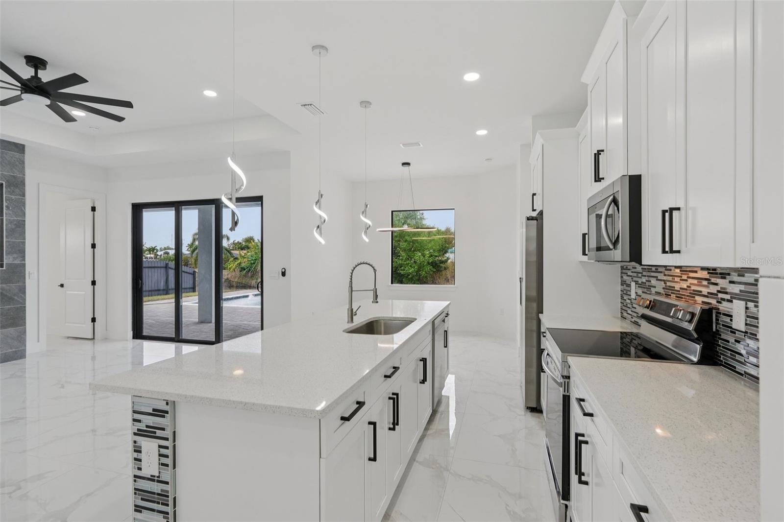 Image 4 of 52 For 12 17th Avenue