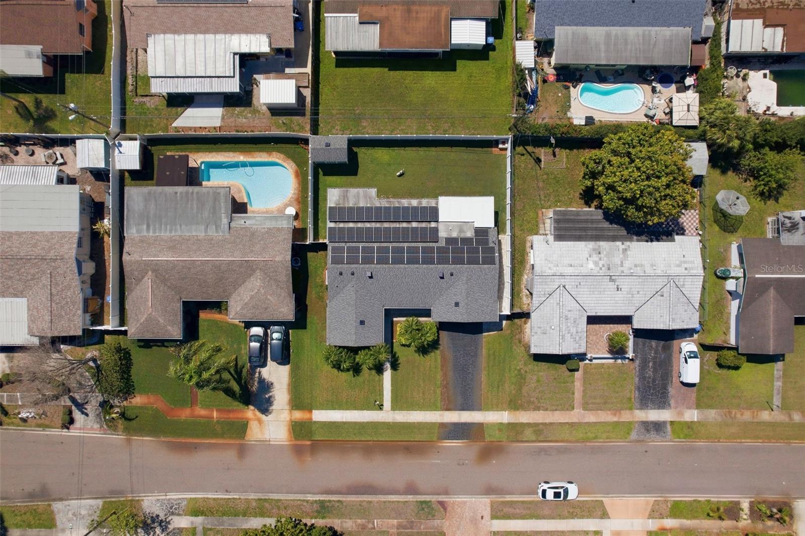 Image 3 of 34 For 5826 27th Terrace N