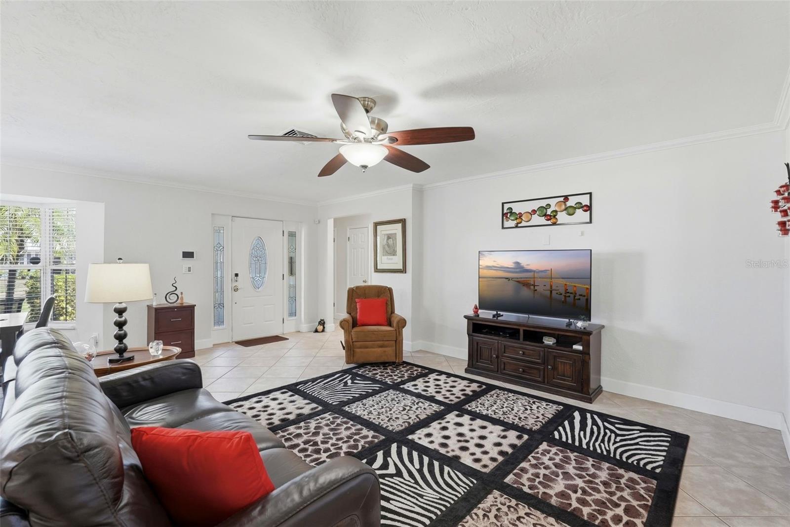 Image 6 of 34 For 5826 27th Terrace N