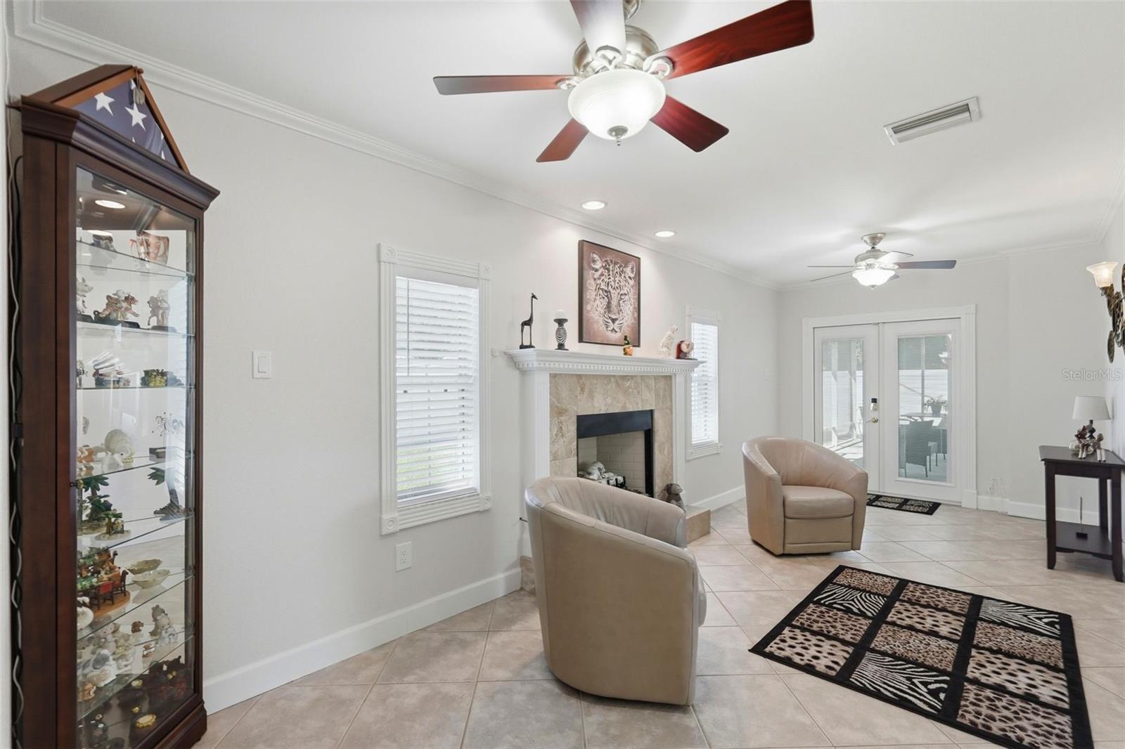 Image 8 of 34 For 5826 27th Terrace N