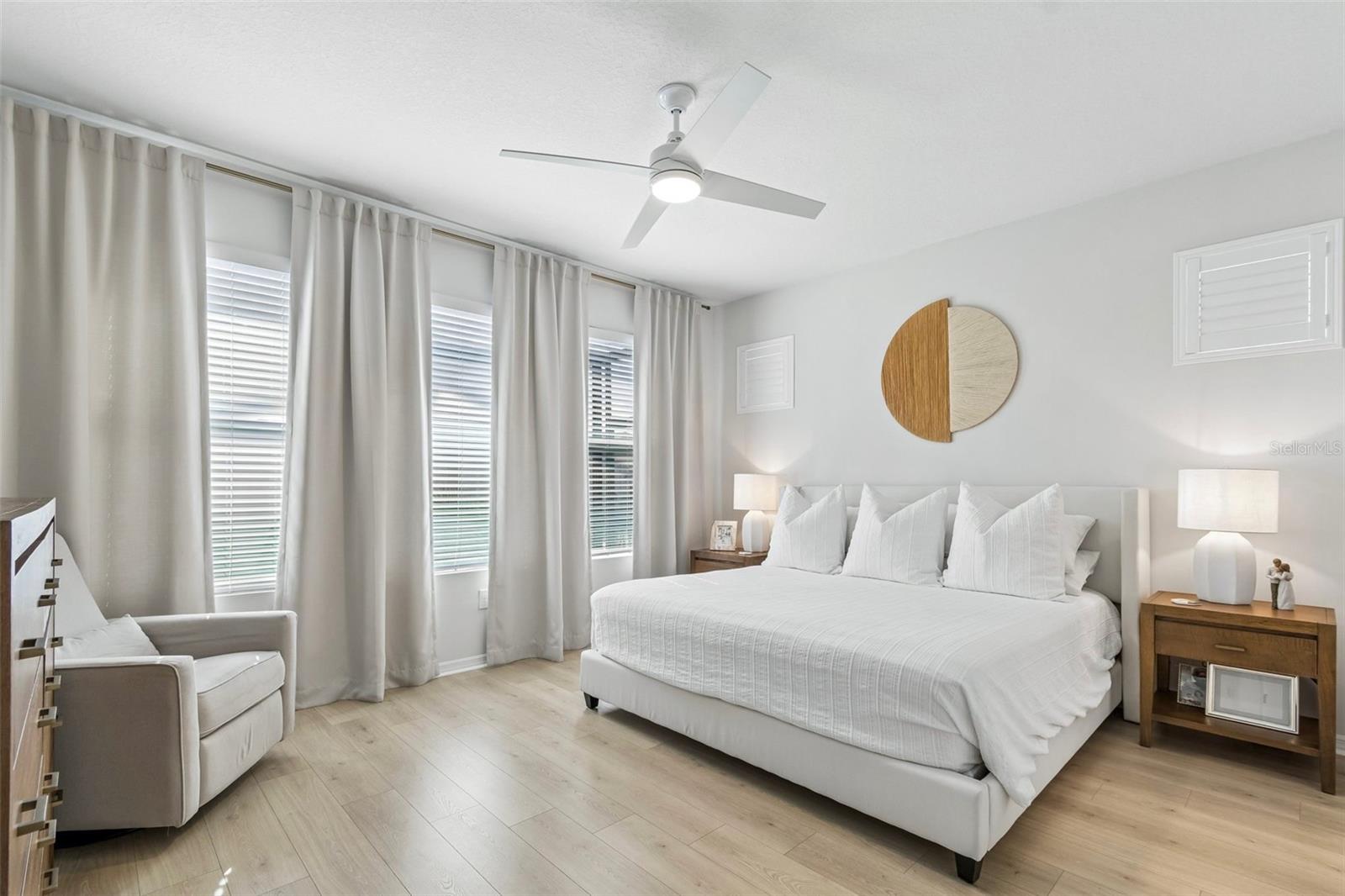 Image 14 of 34 For 28570 Sweet Persimmon Drive