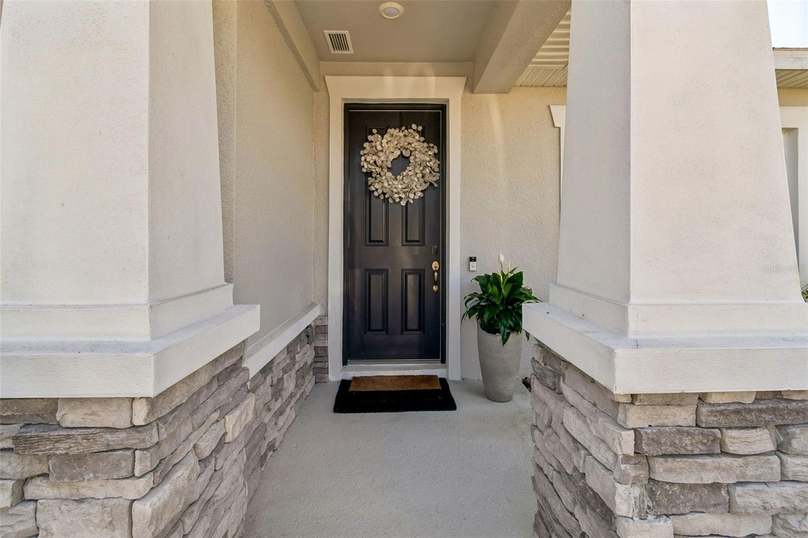 Image 2 of 34 For 28570 Sweet Persimmon Drive