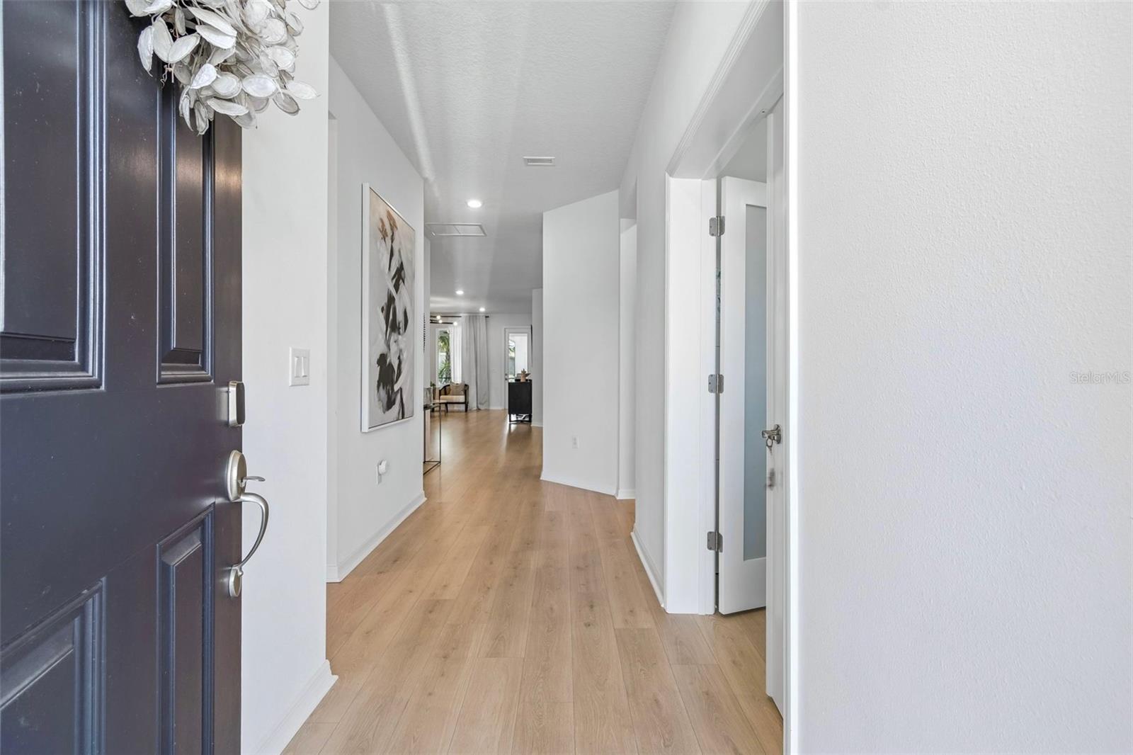 Image 3 of 34 For 28570 Sweet Persimmon Drive