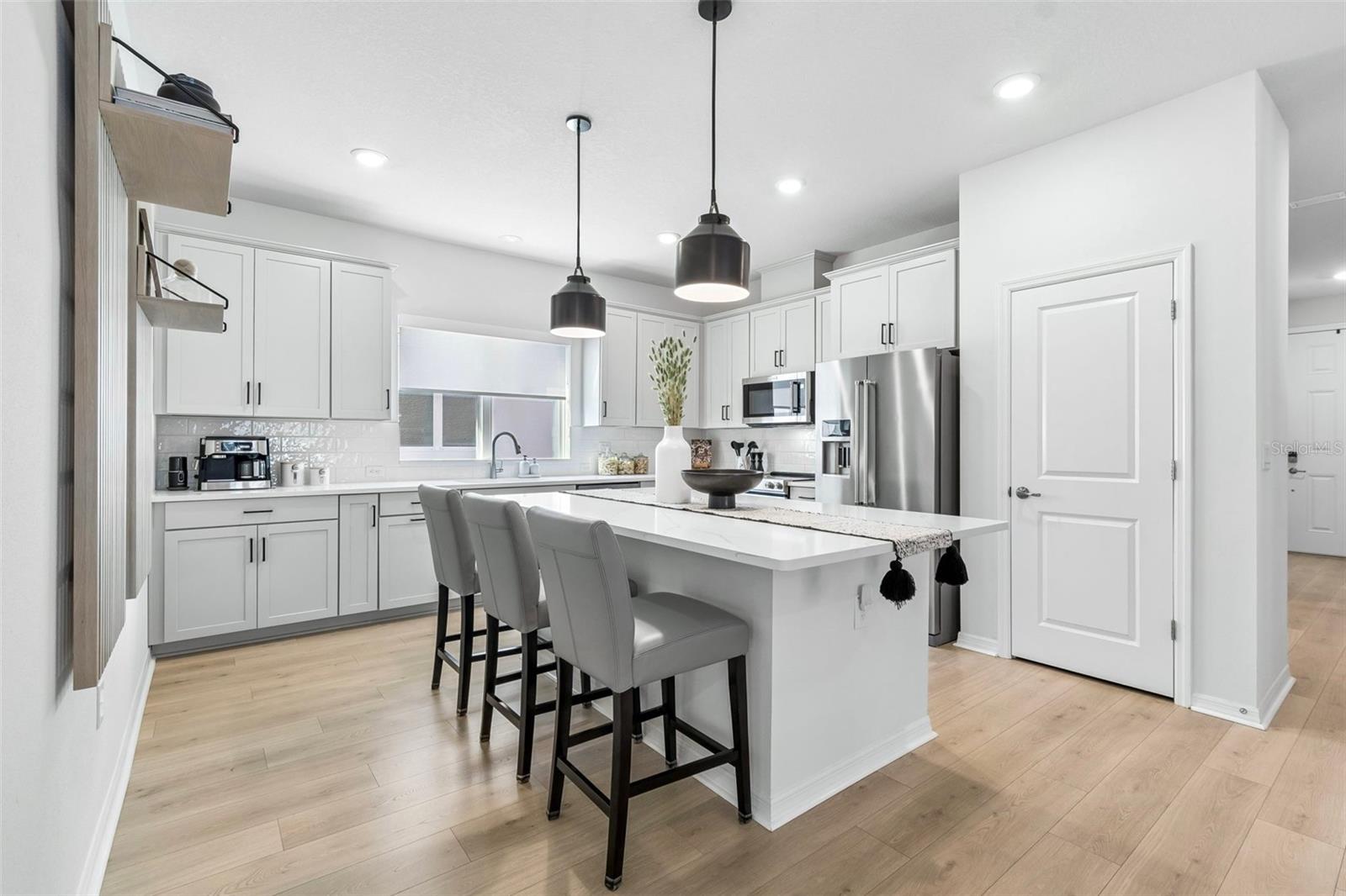 Image 7 of 34 For 28570 Sweet Persimmon Drive