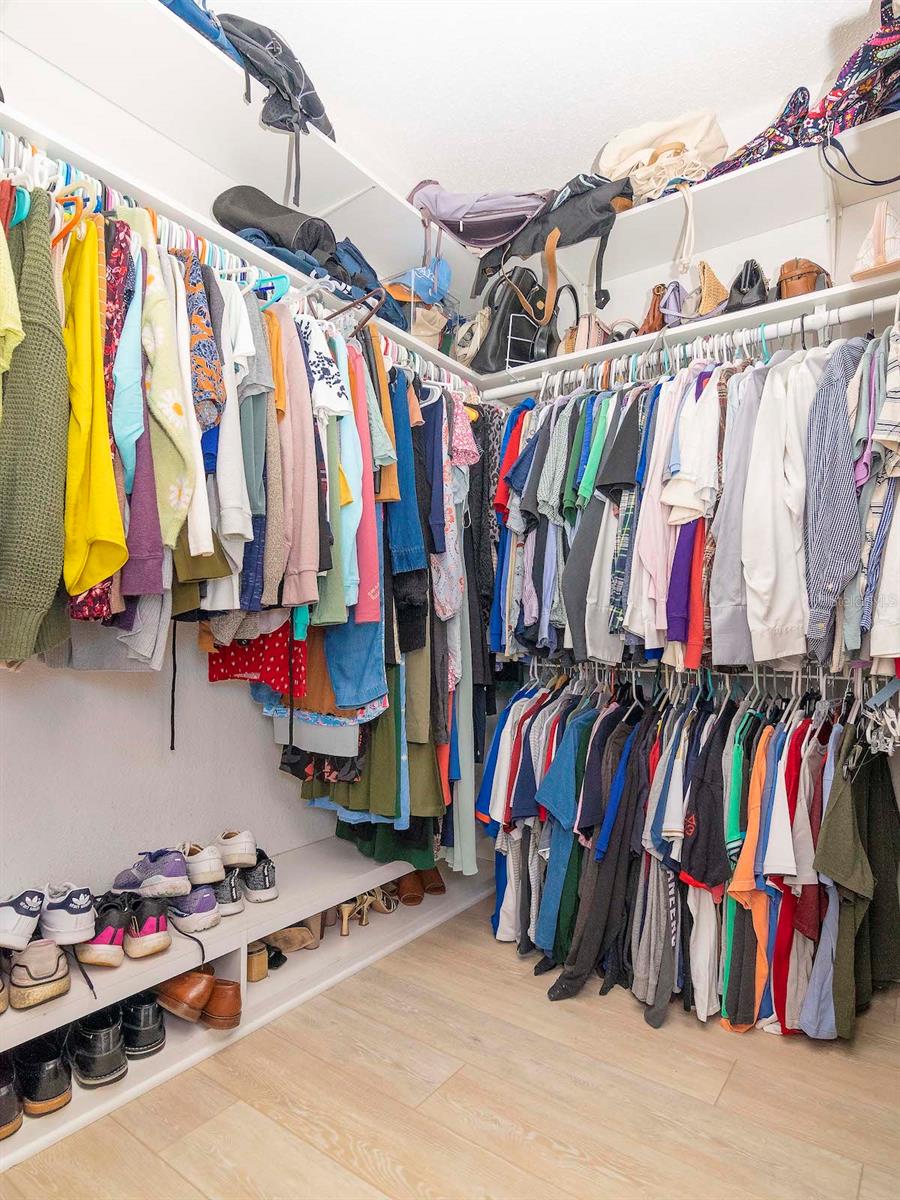 Image 23 of 31 For 1036 Normandy Trace Road