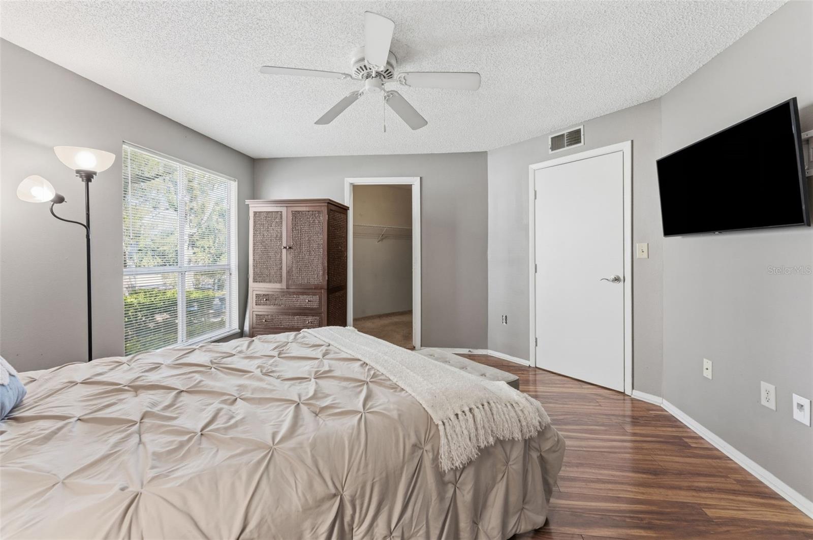 Image 15 of 21 For 115 112th Avenue Ne 715